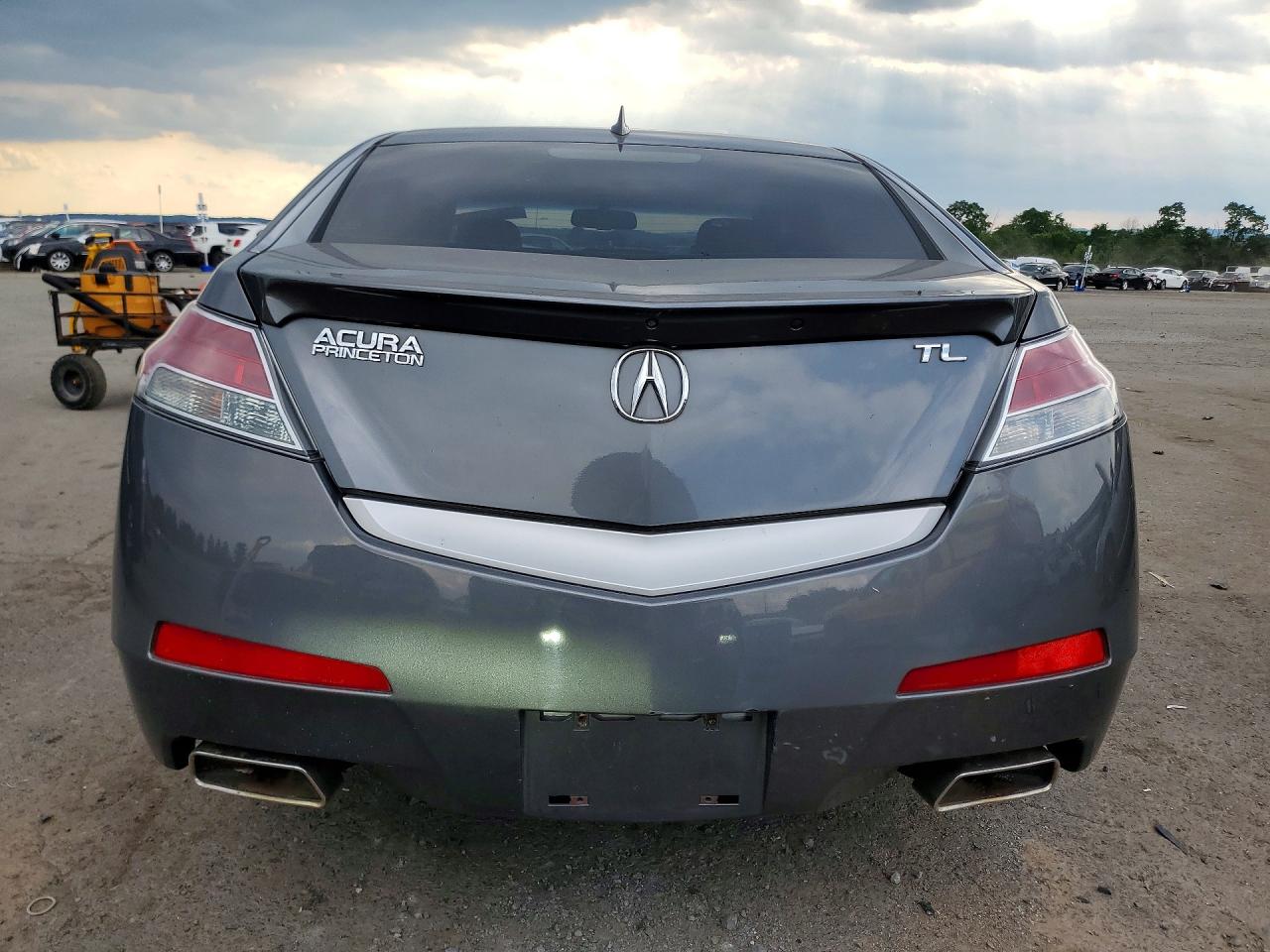 2010 Acura Tl Gray vin: 19UUA8F55AA021357