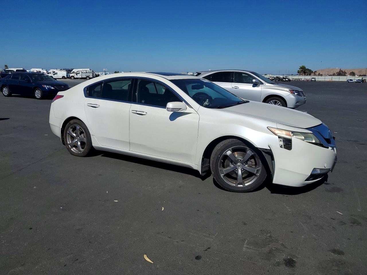 2011 Acura Tl White vin: 19UUA8F55BA004821