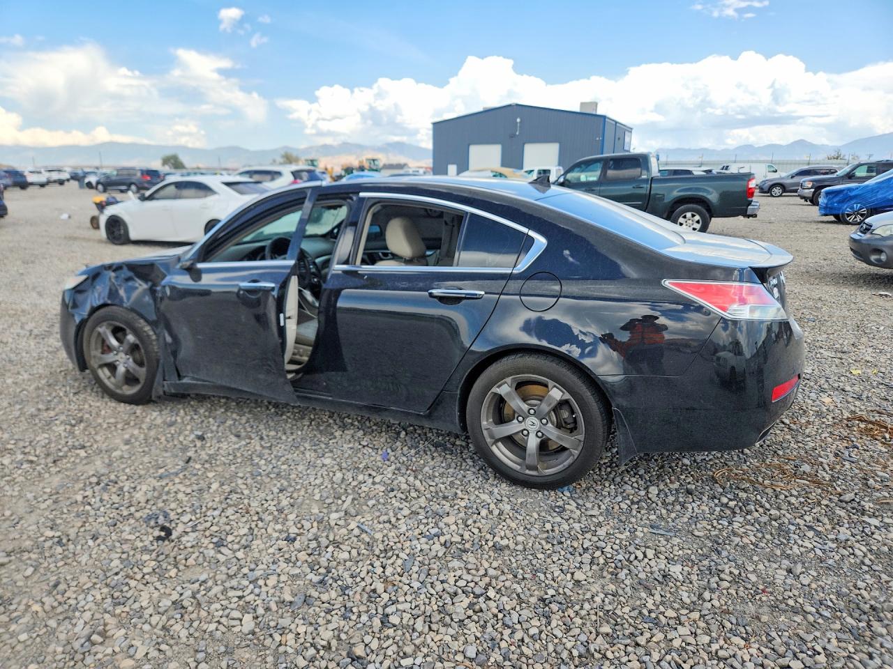 2011 Acura Tl Черный vin: 19UUA8F55BA008576