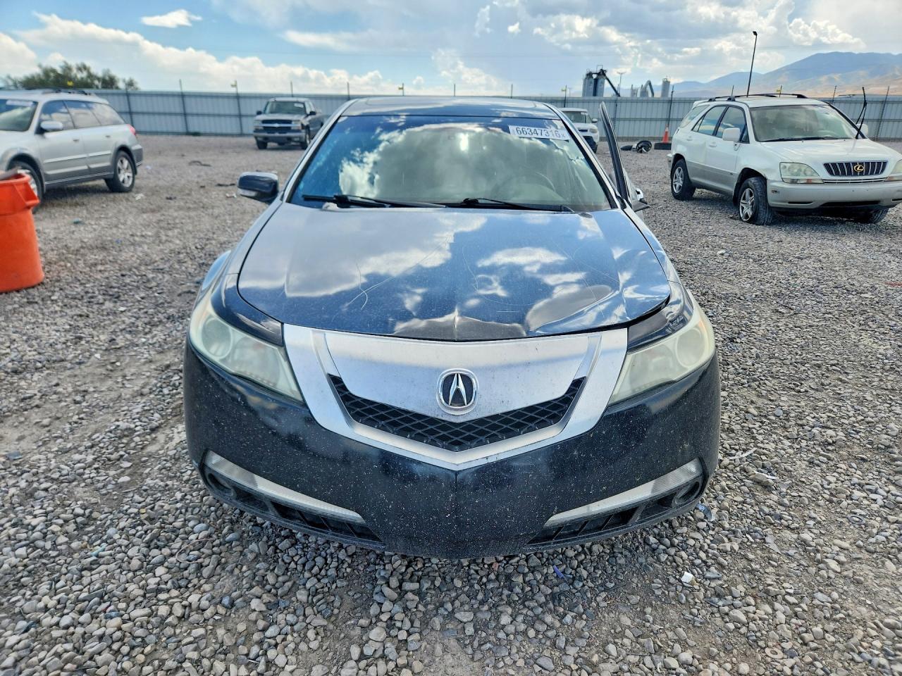 2011 Acura Tl Черный vin: 19UUA8F55BA008576