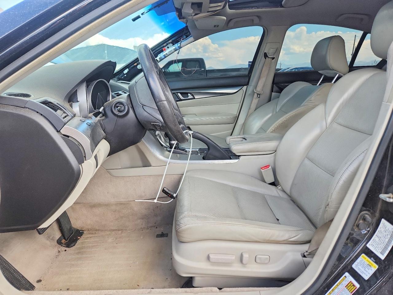 2011 Acura Tl Черный vin: 19UUA8F55BA008576