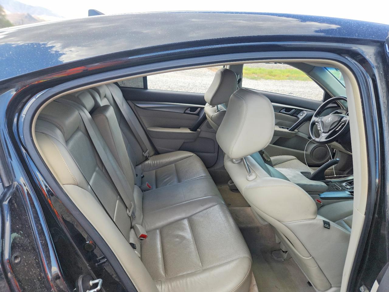 2011 Acura Tl Черный vin: 19UUA8F55BA008576