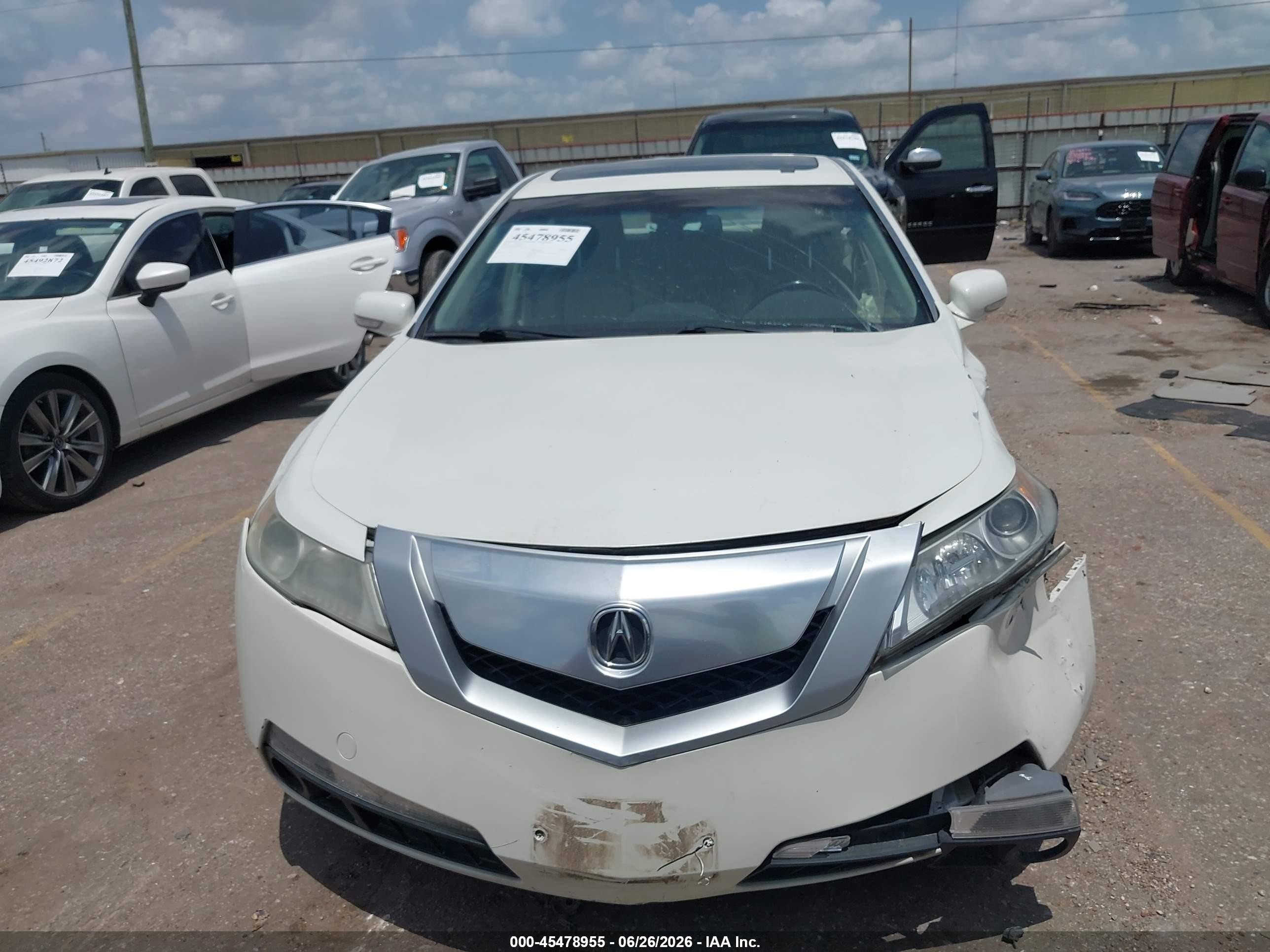 2011 Acura Tl 3.5 White vin: 19UUA8F56BA000454