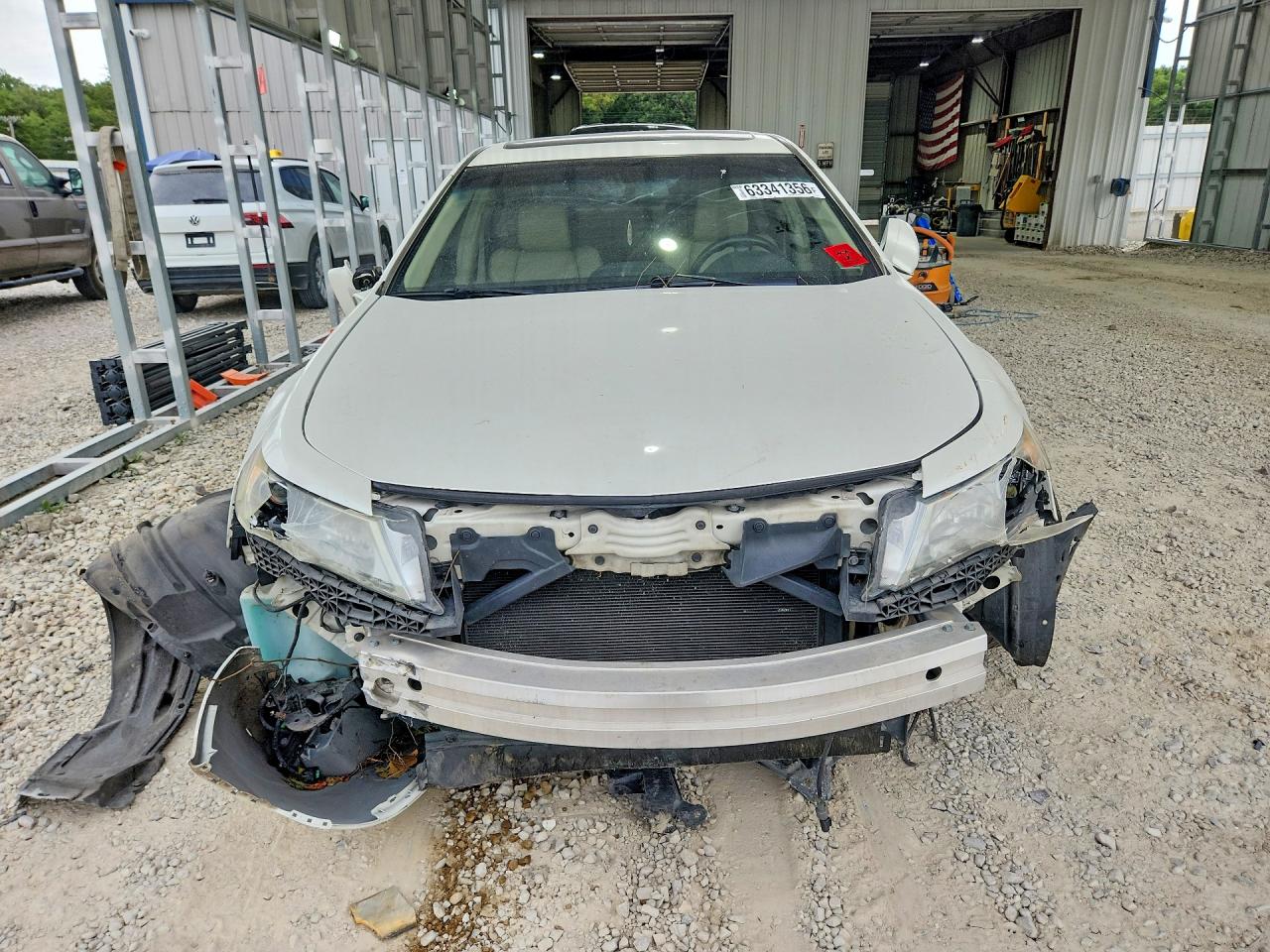 2010 Acura Tl White vin: 19UUA8F57AA012143