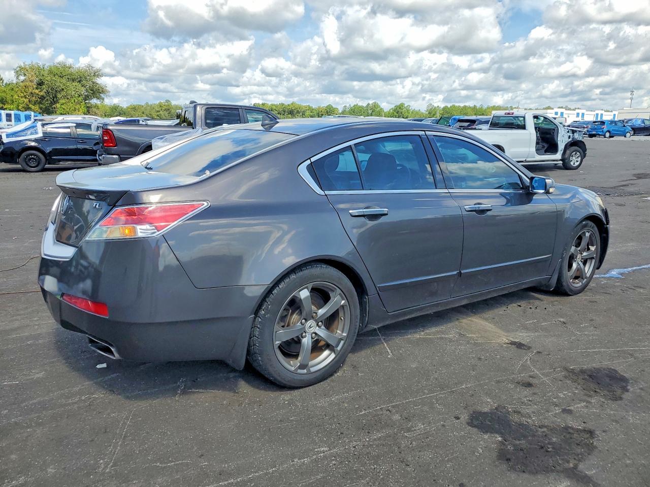 2010 Acura Tl Gray vin: 19UUA8F57AA013566