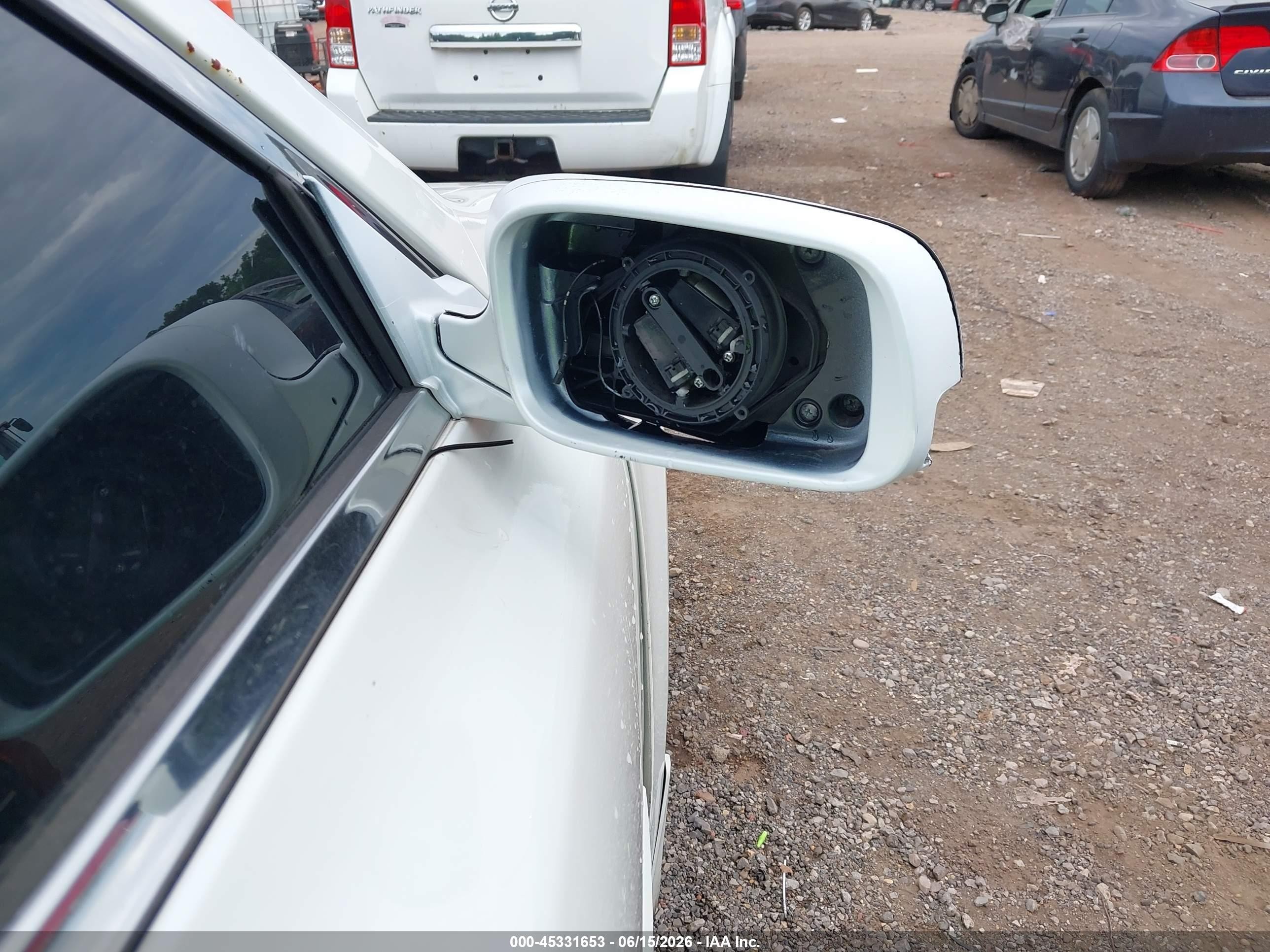 2012 Acura Tl 3.5 White vin: 19UUA8F57CA021931