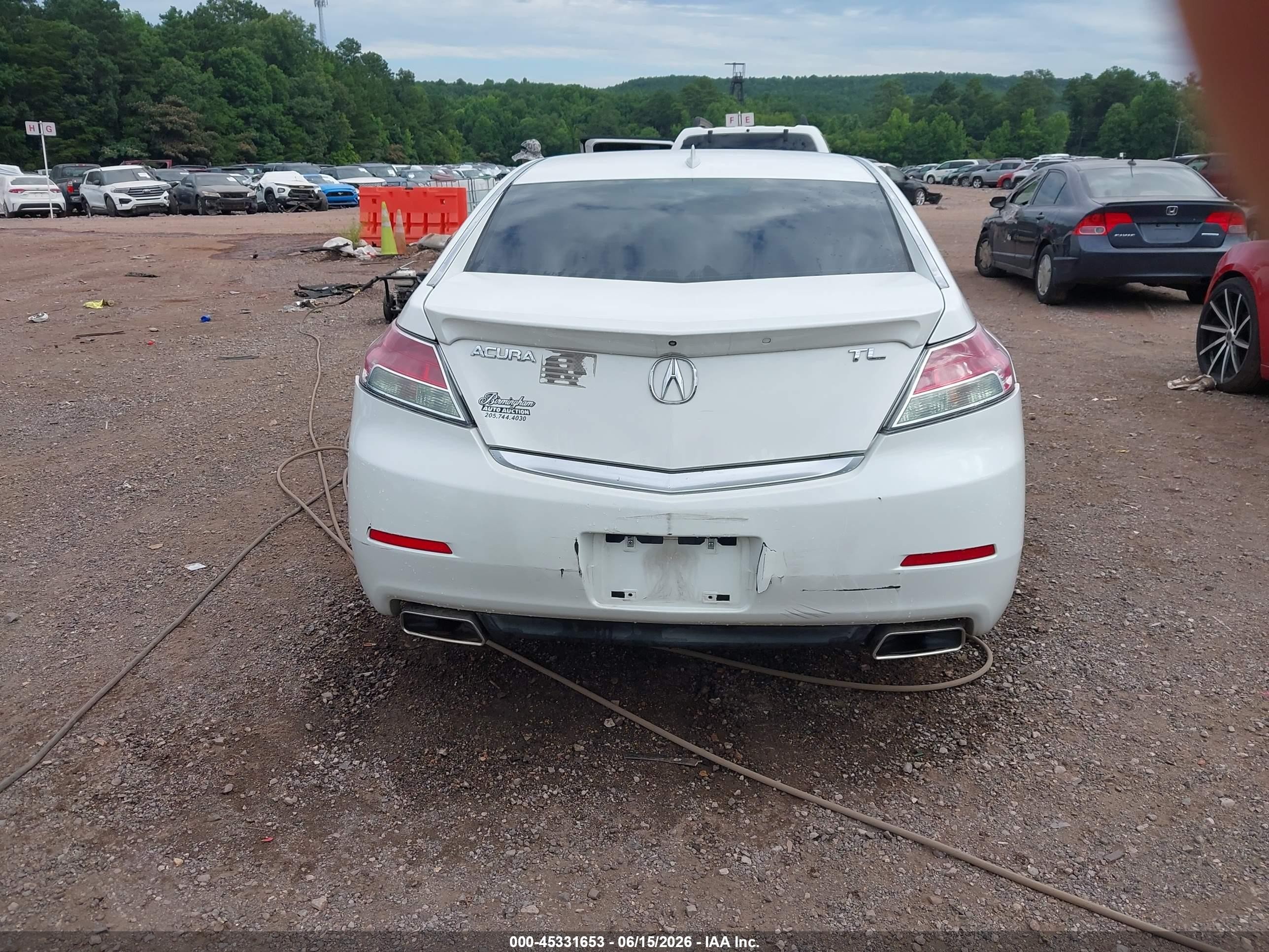 2012 Acura Tl 3.5 White vin: 19UUA8F57CA021931