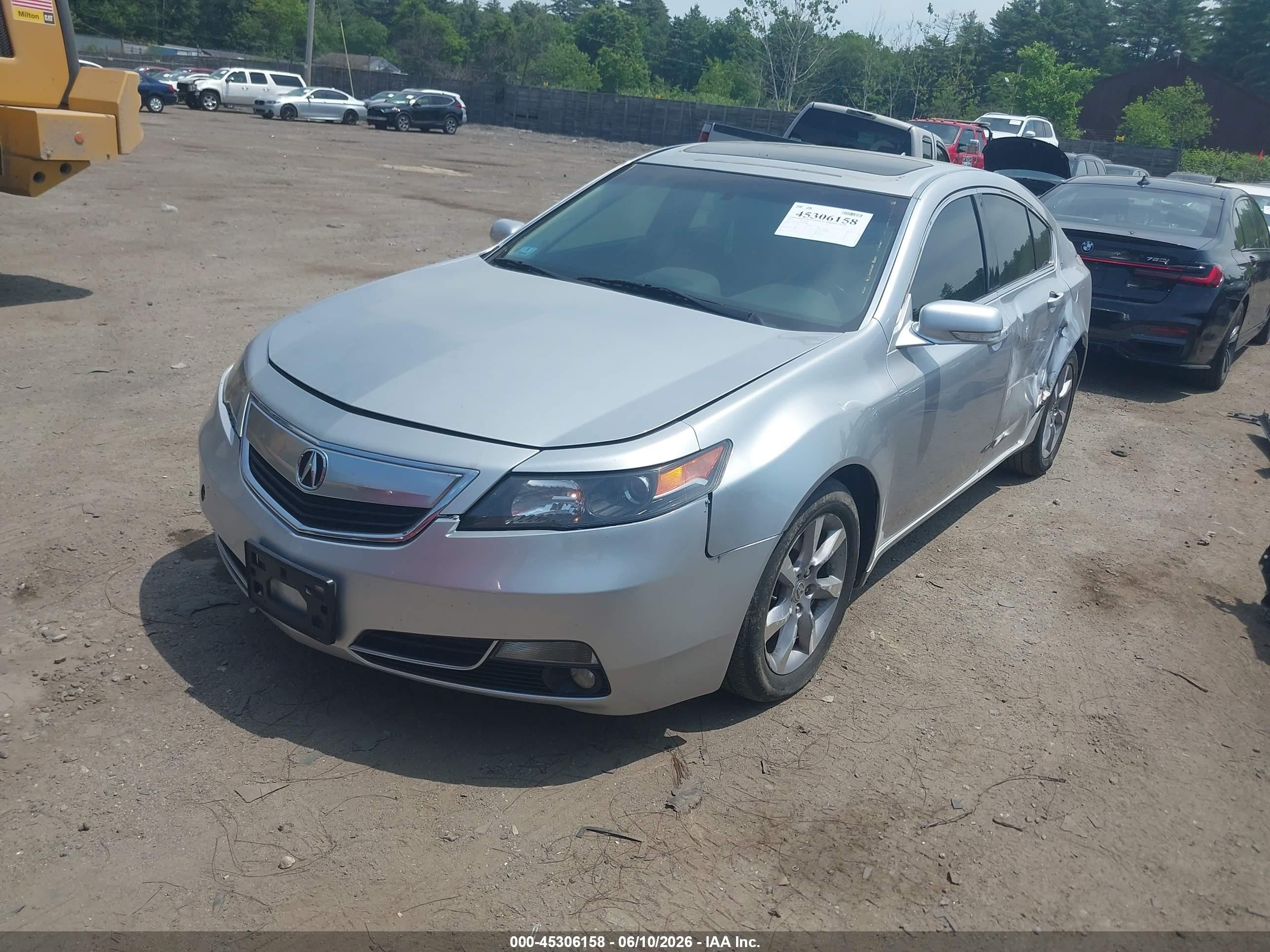 2012 Acura Tl 3.5 Серебряный vin: 19UUA8F58CA013580