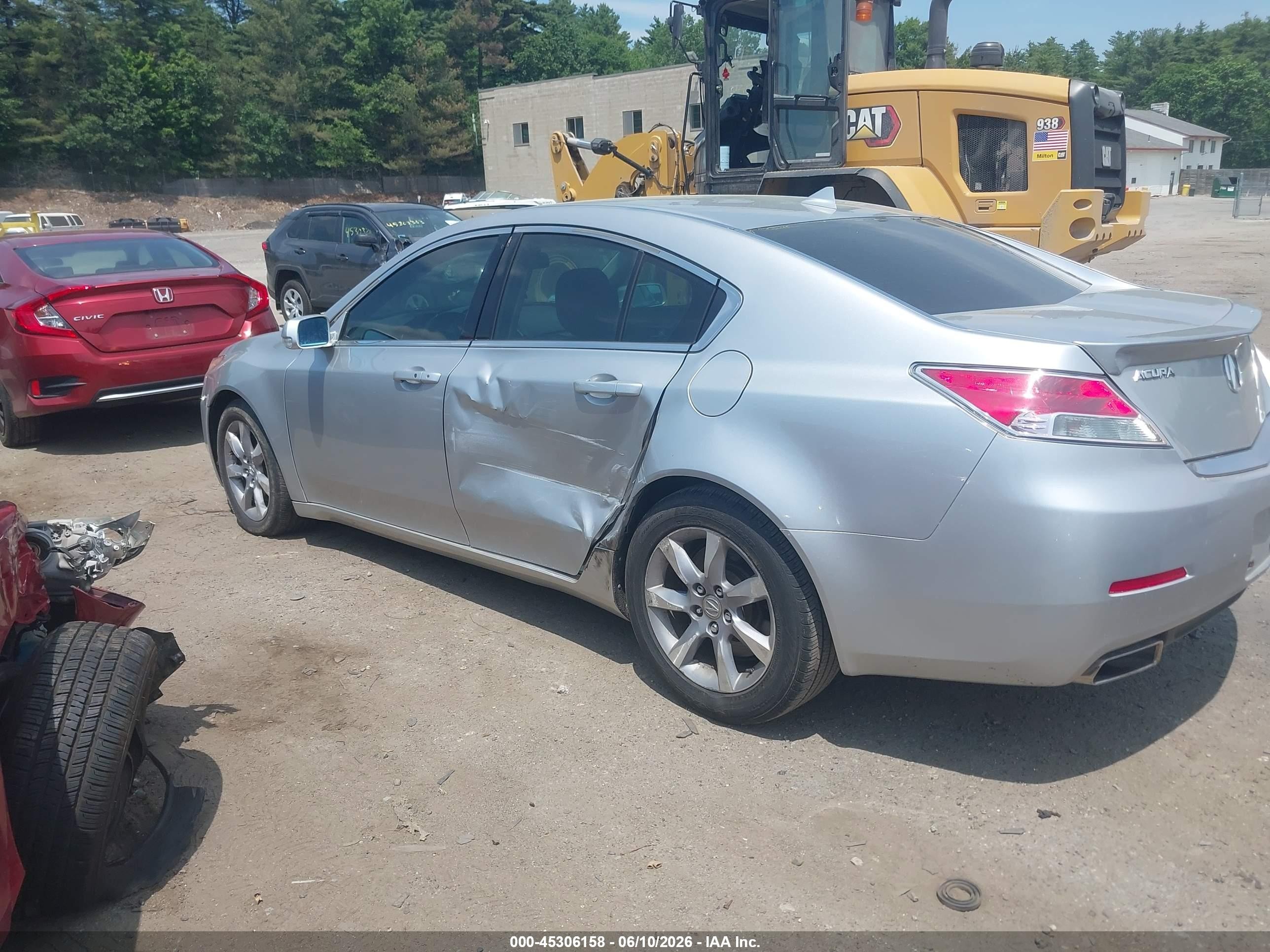 2012 Acura Tl 3.5 Серебряный vin: 19UUA8F58CA013580