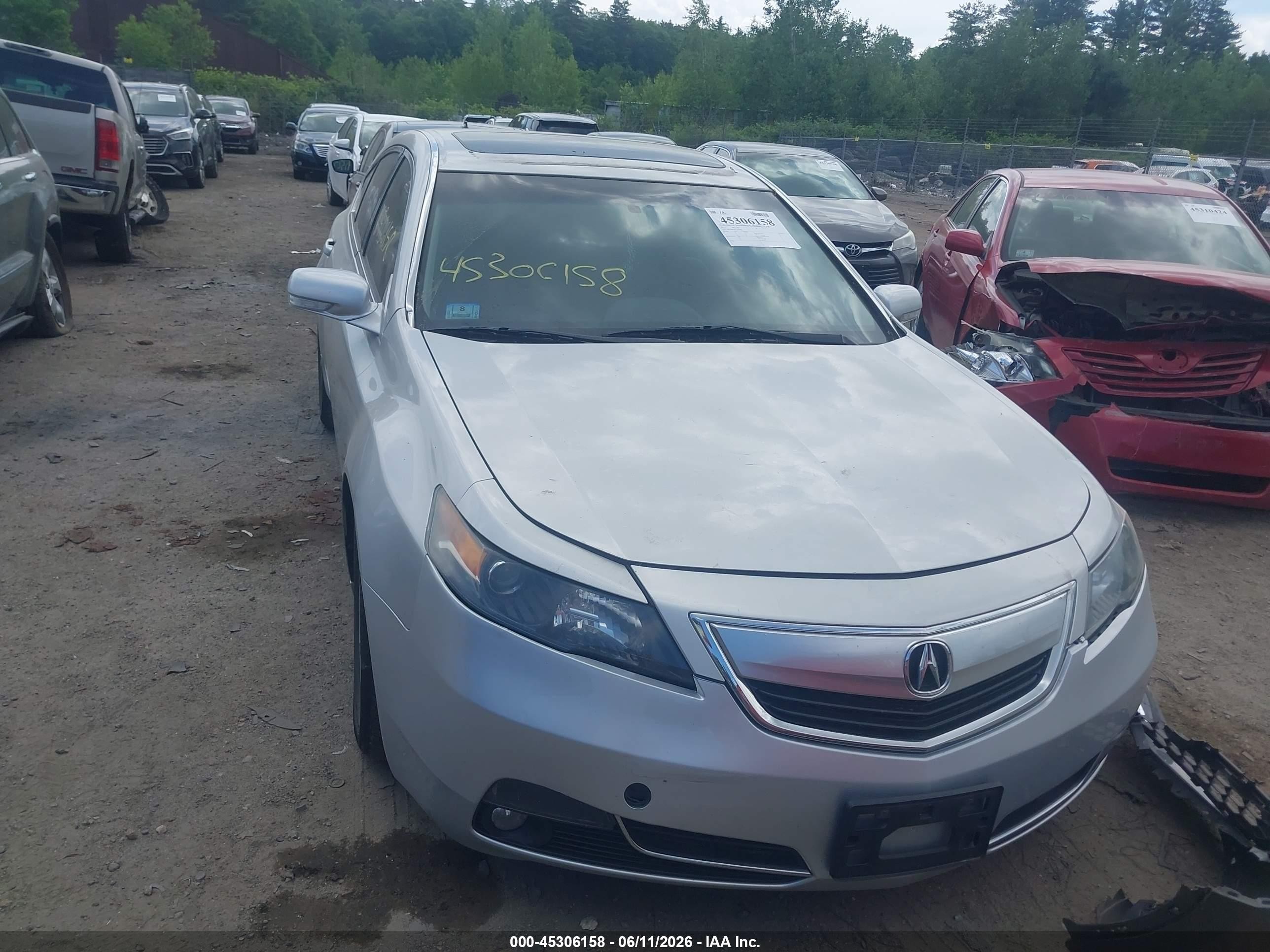 2012 Acura Tl 3.5 Серебряный vin: 19UUA8F58CA013580
