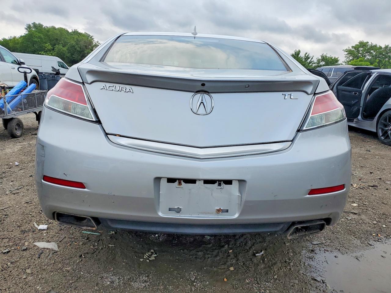 2012 Acura Tl Silver vin: 19UUA8F58CA021274