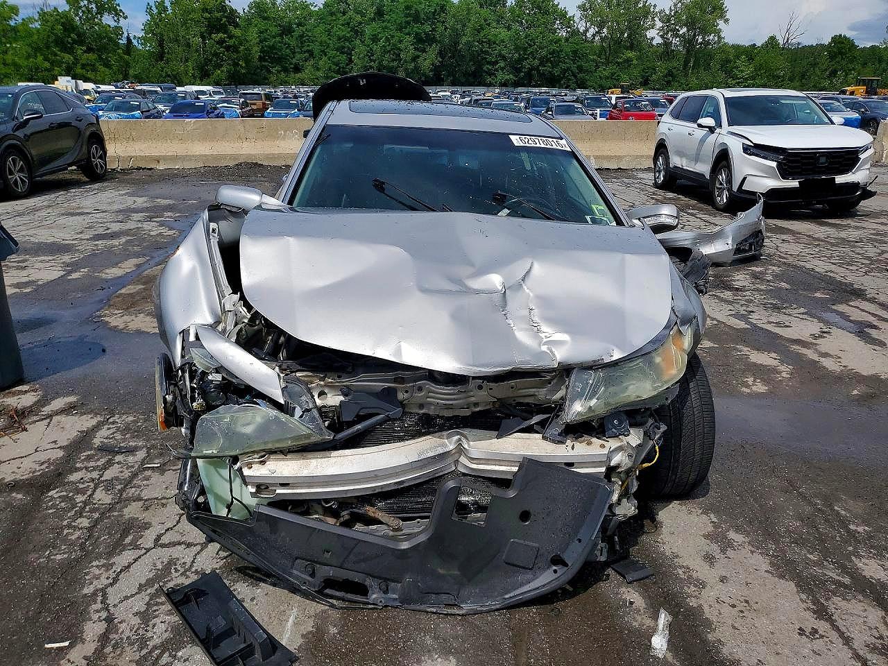 2011 Acura Tl Silver vin: 19UUA8F59BA009228