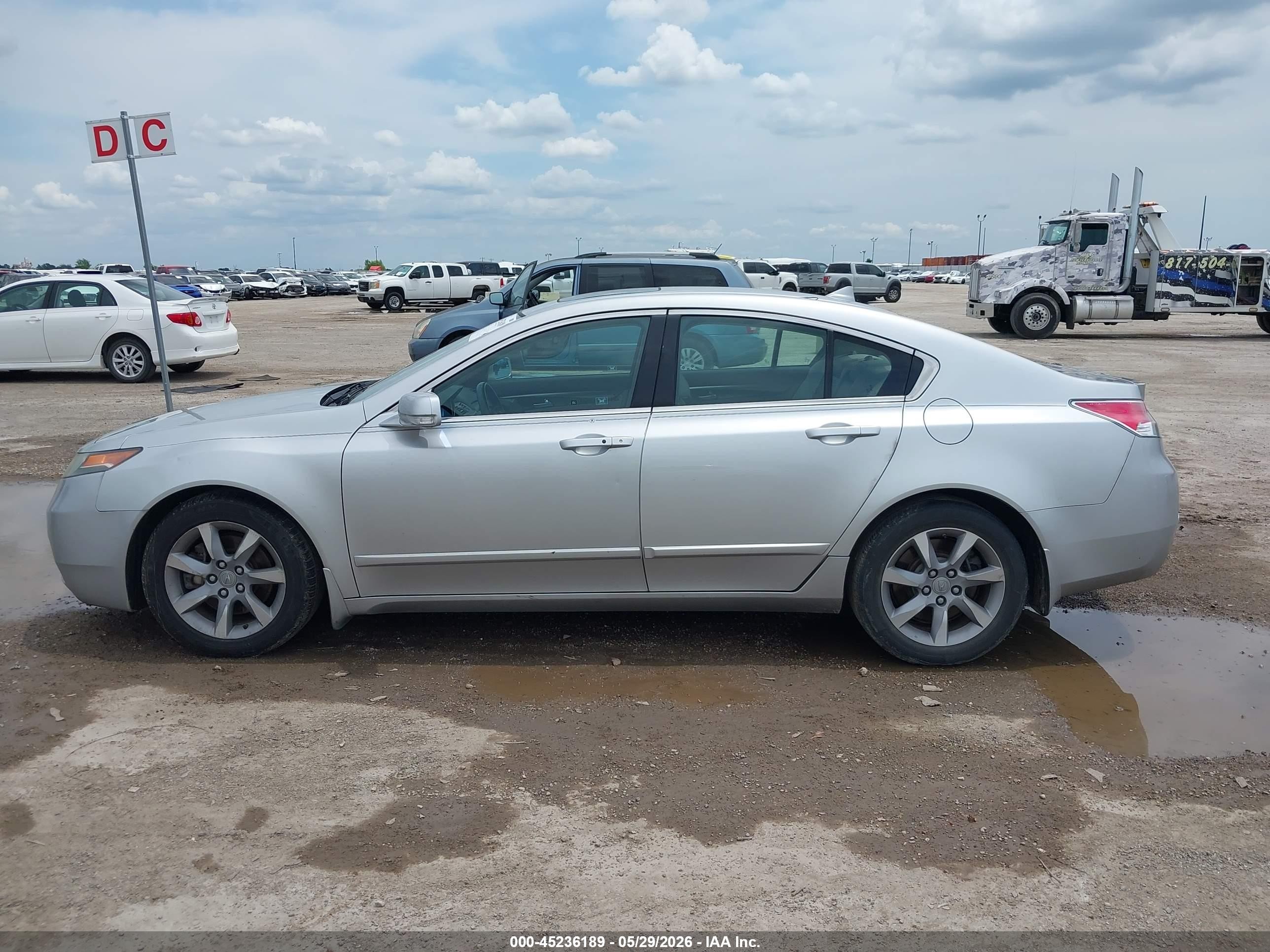 2012 Acura Tl 3.5 Silver vin: 19UUA8F5XCA027335