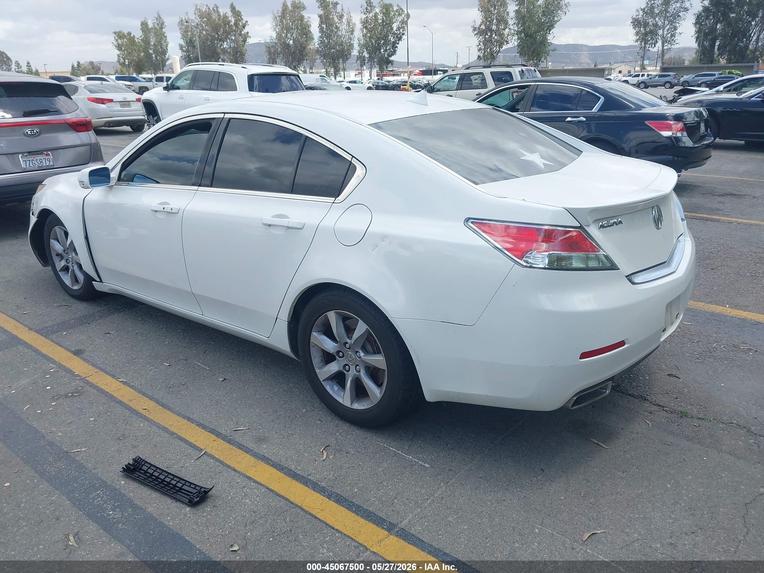 2012 Acura Tl 3.5 White vin: 19UUA8F5XCA039890