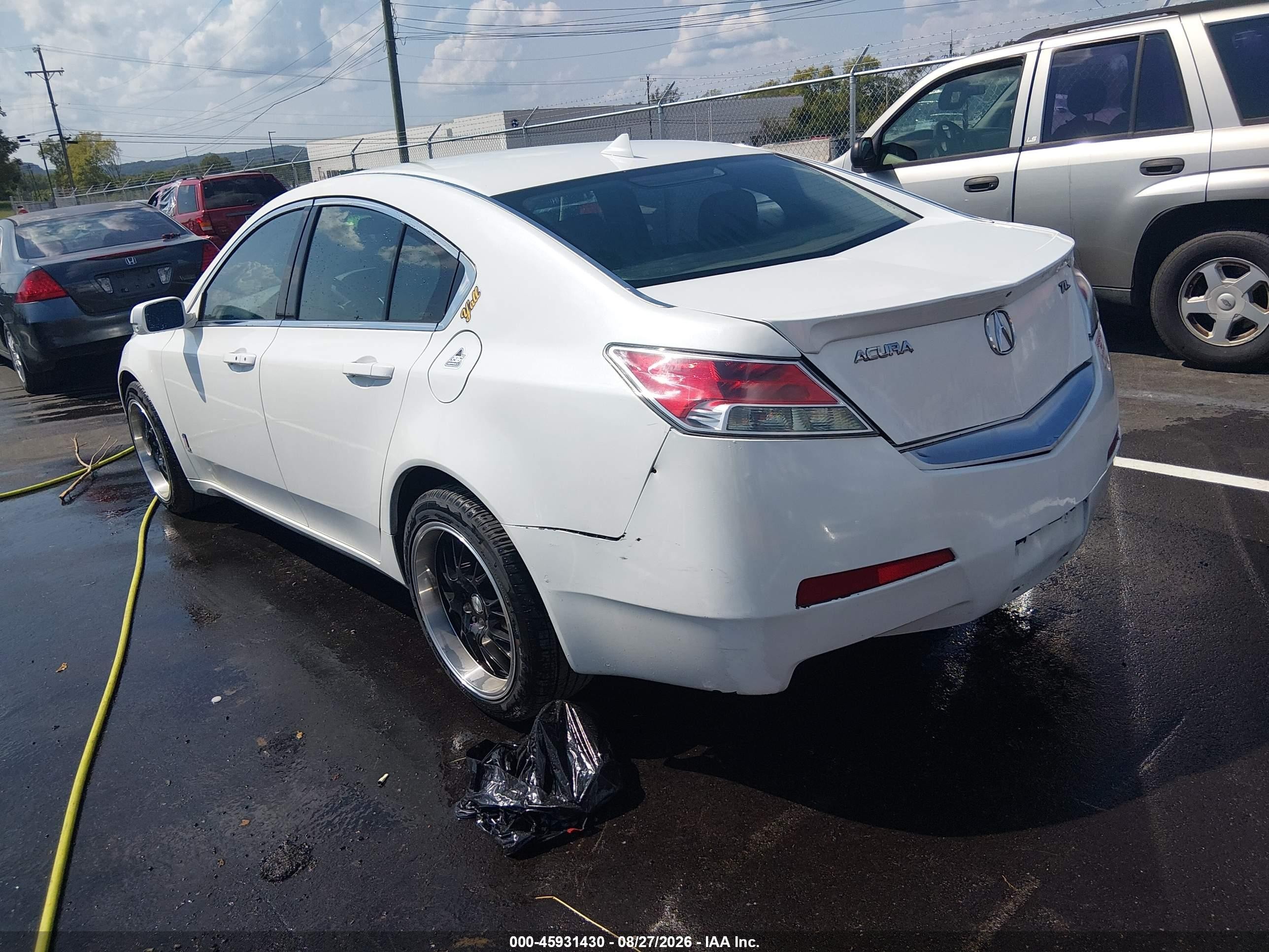 2013 Acura Tl 3.5 White vin: 19UUA8F5XDA006535