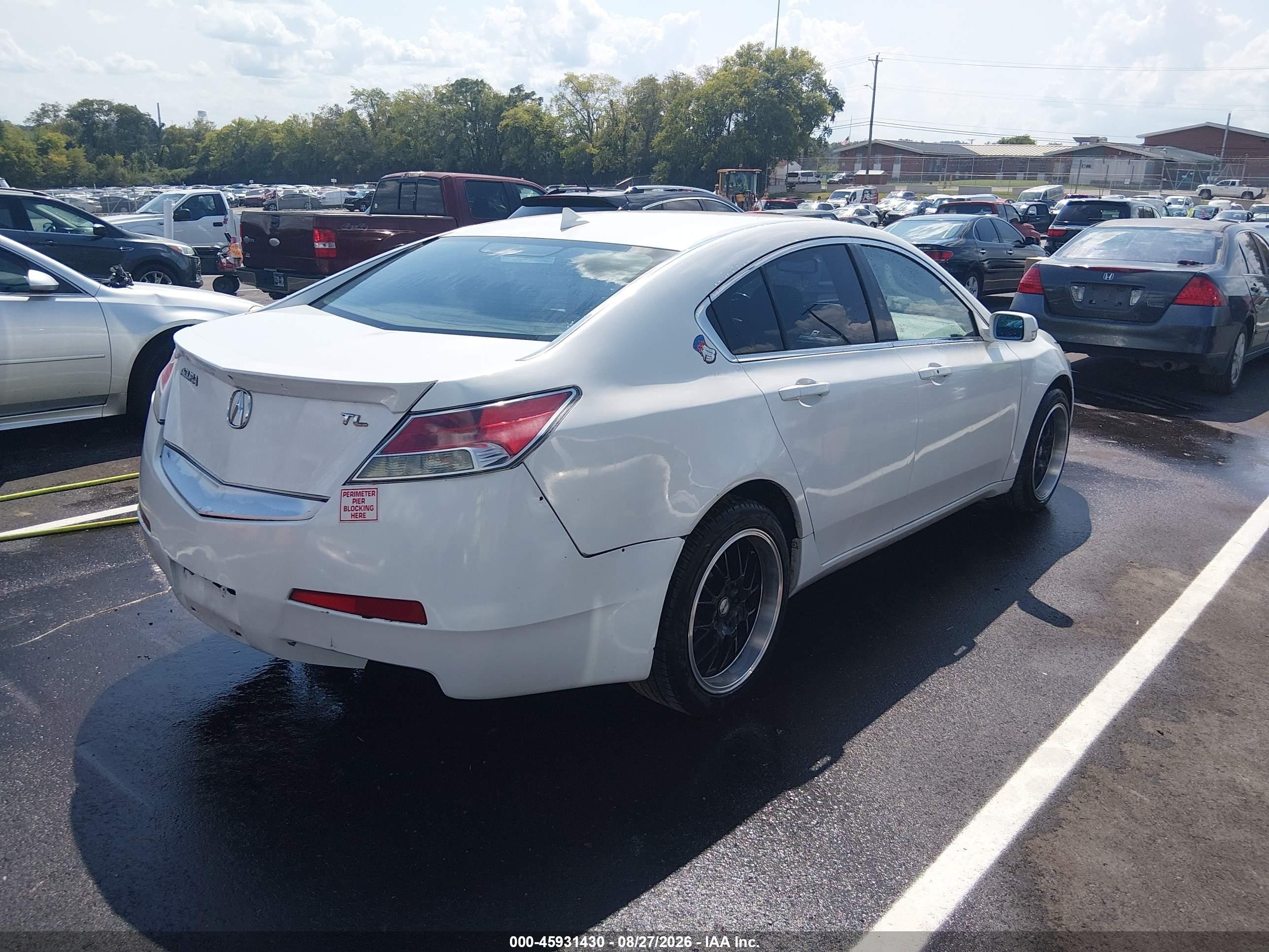 2013 Acura Tl 3.5 White vin: 19UUA8F5XDA006535