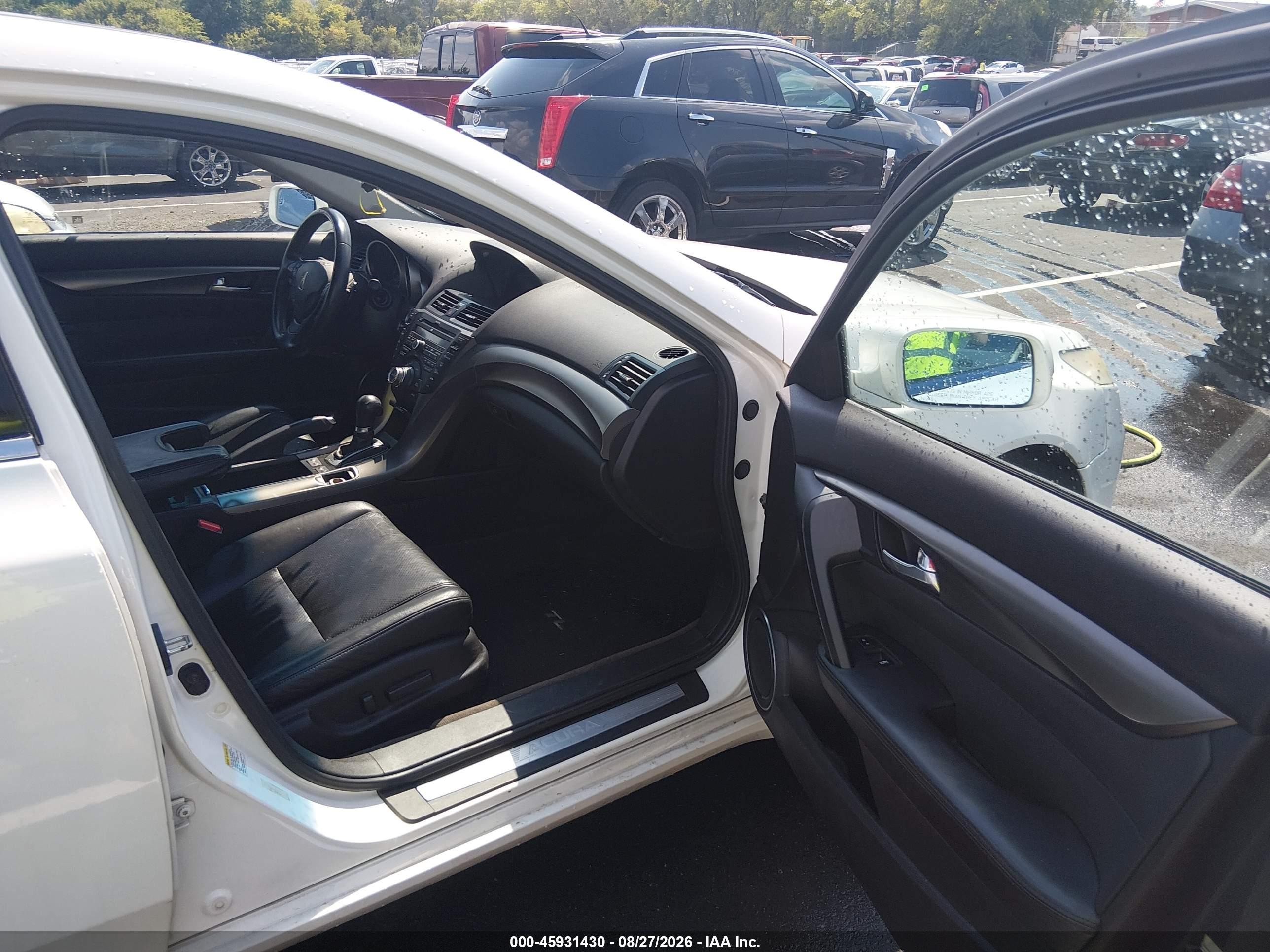 2013 Acura Tl 3.5 White vin: 19UUA8F5XDA006535