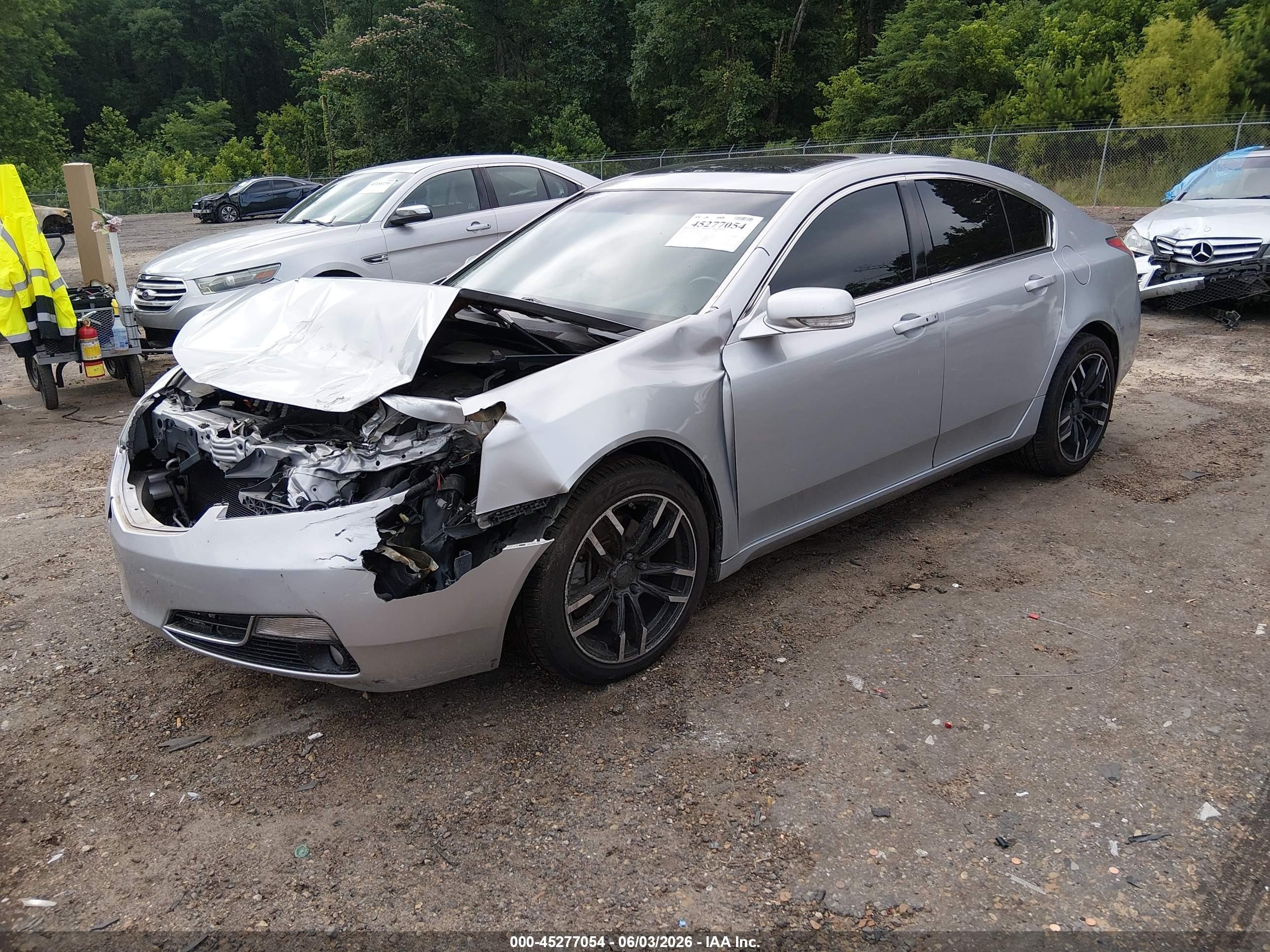 2012 Acura Tl 3.5 Silver vin: 19UUA8F76CA031917