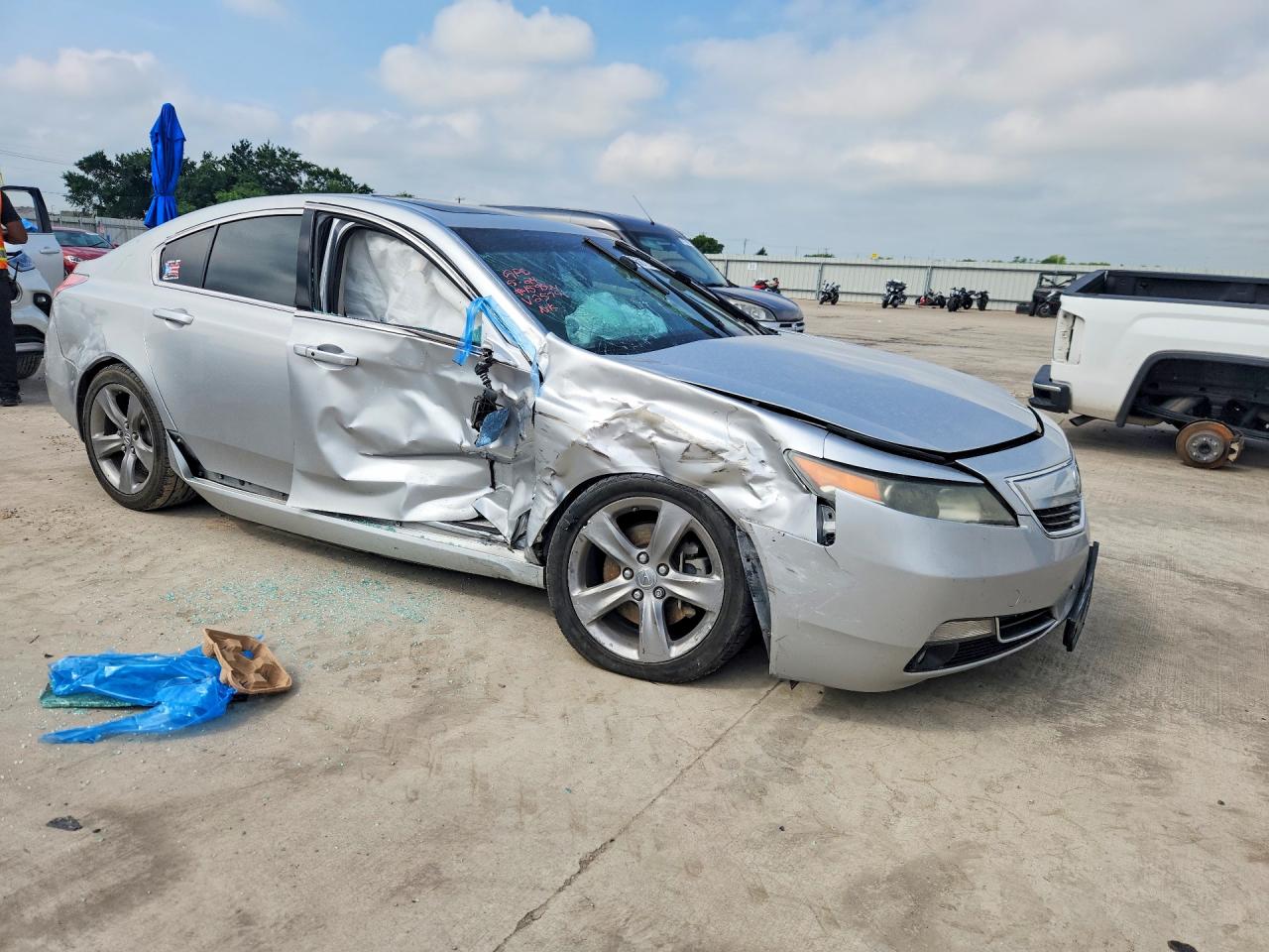 2012 Acura Atl Silver vin: 19UUA8F79CA025741