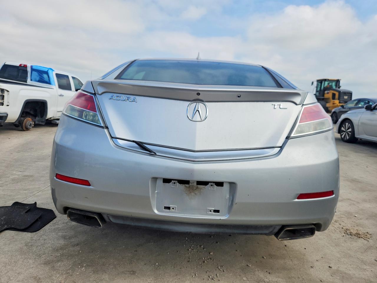 2012 Acura Atl Silver vin: 19UUA8F79CA025741