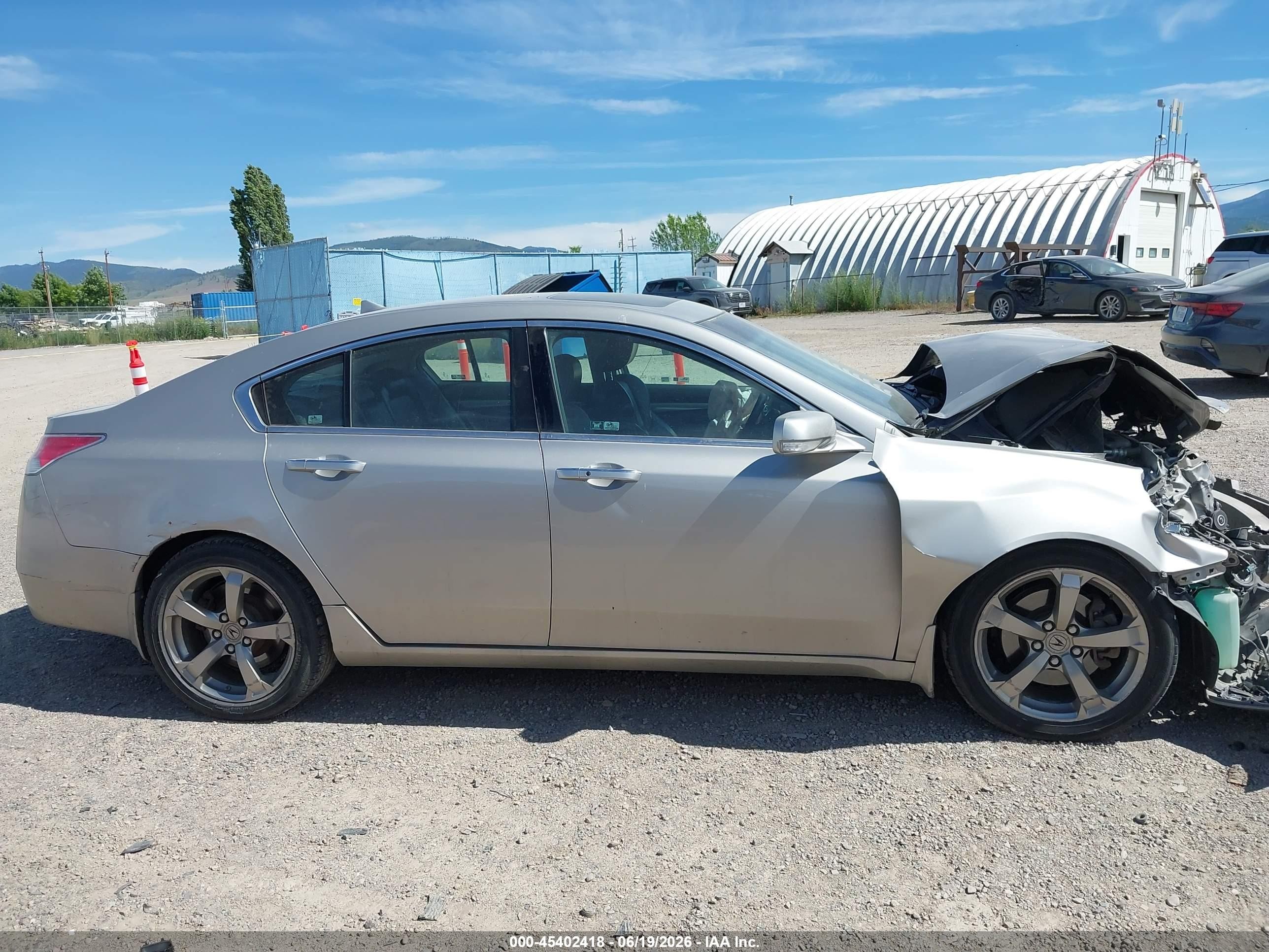 2009 Acura Tl 3.7 Silver vin: 19UUA96589A004344