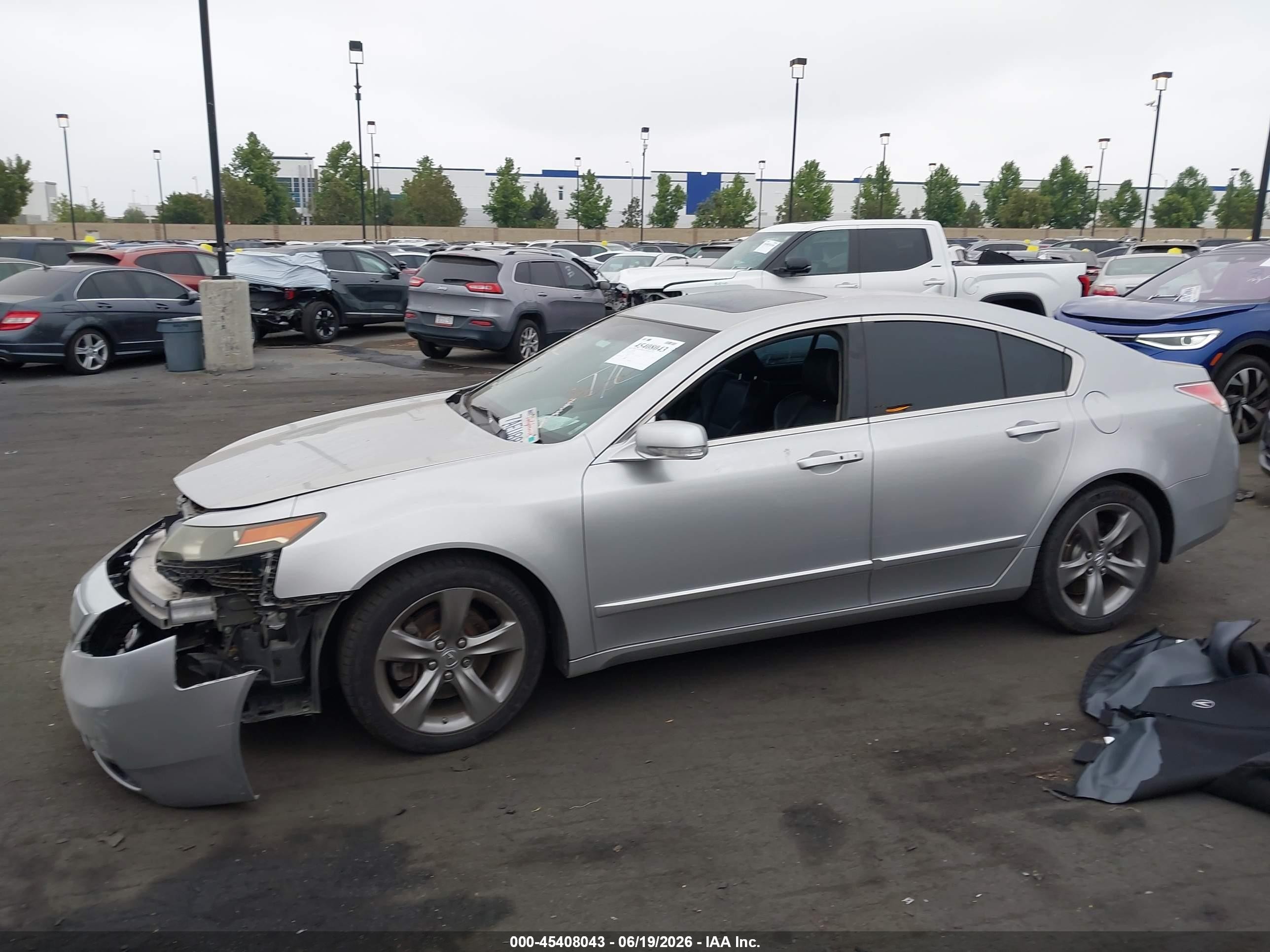 2013 Acura Tl 3.7 Silver vin: 19UUA9E54DA004545
