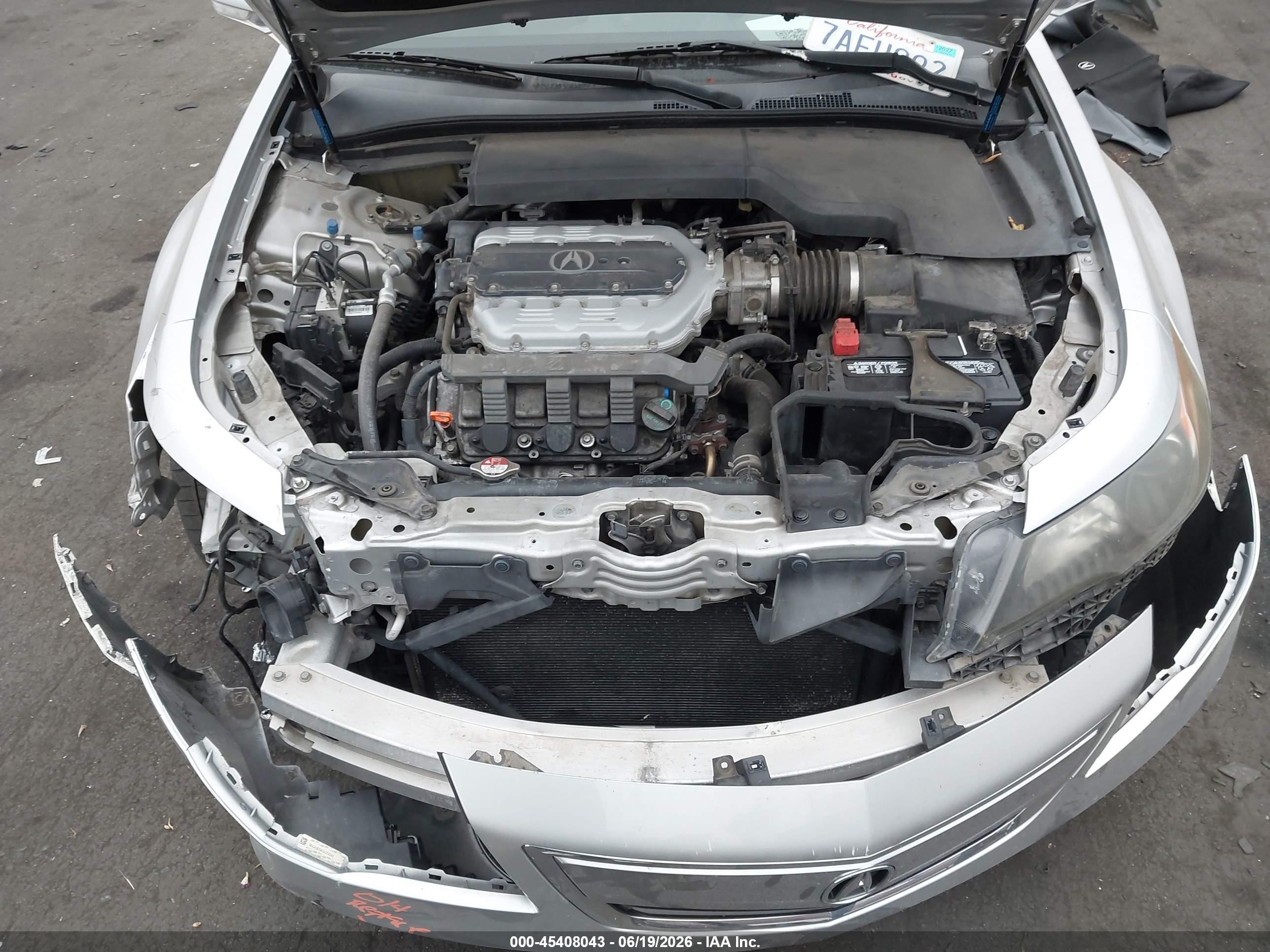 2013 Acura Tl 3.7 Silver vin: 19UUA9E54DA004545