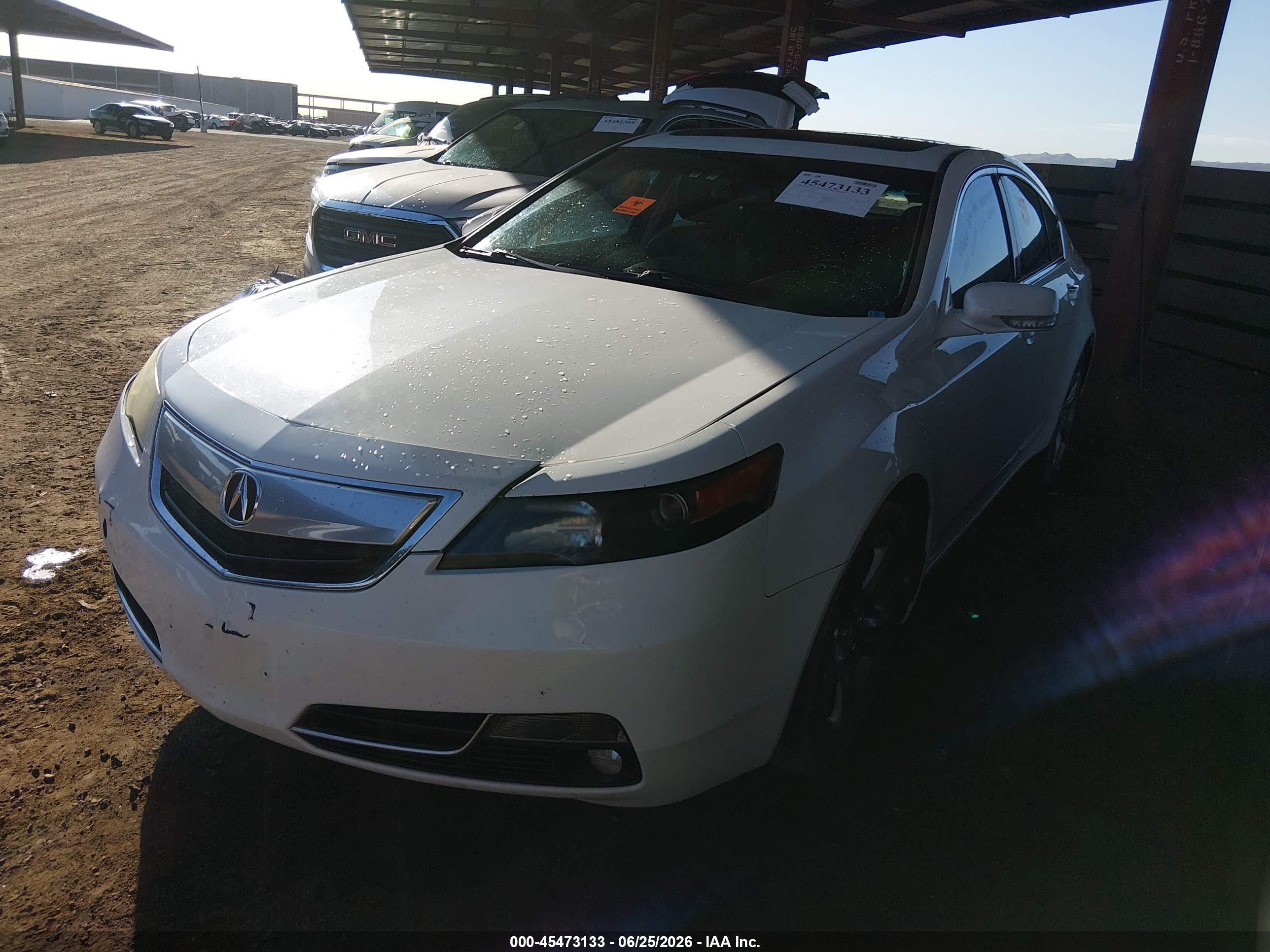 2013 Acura Tl 3.7 White vin: 19UUA9E55DA005638