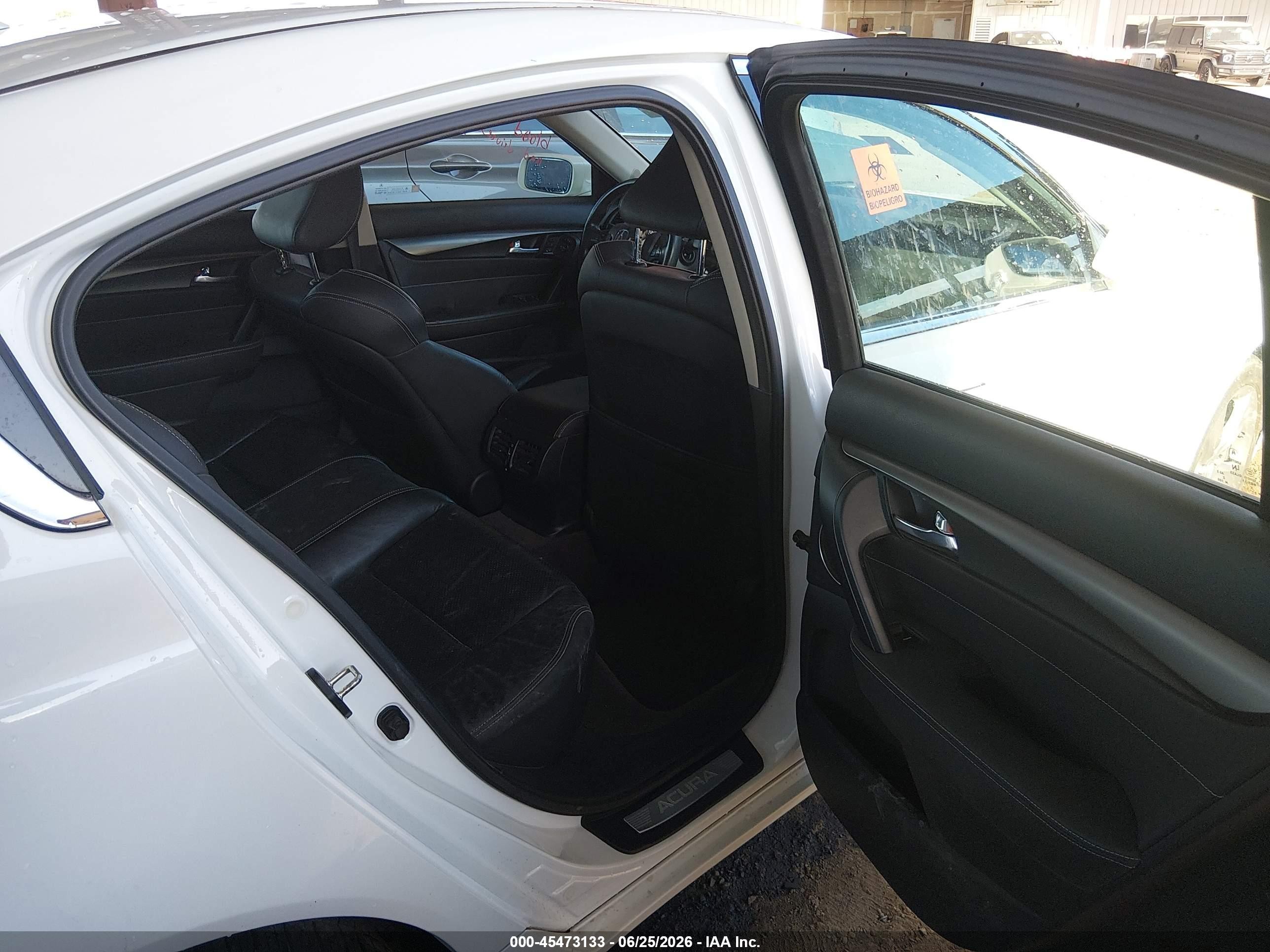 2013 Acura Tl 3.7 White vin: 19UUA9E55DA005638