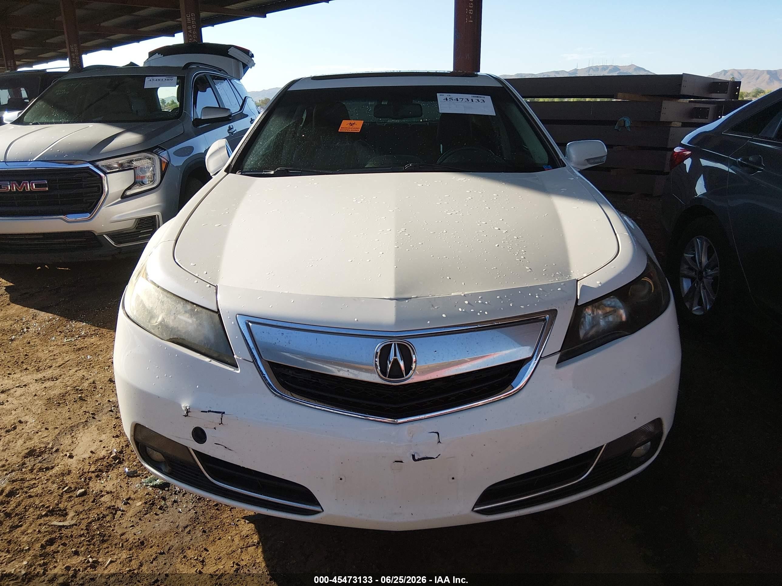 2013 Acura Tl 3.7 White vin: 19UUA9E55DA005638