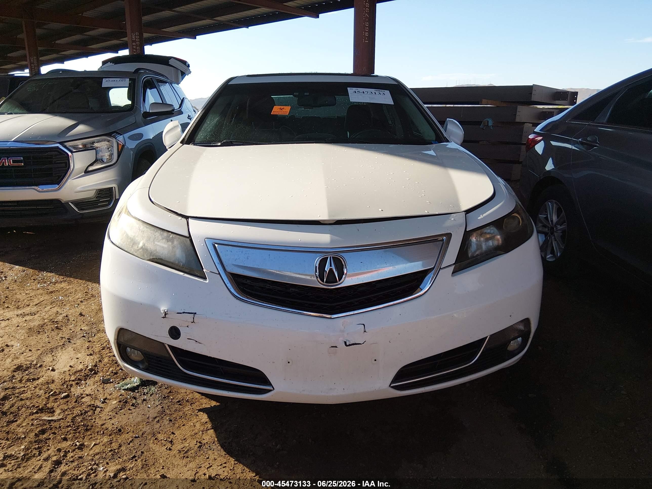 2013 Acura Tl 3.7 White vin: 19UUA9E55DA005638