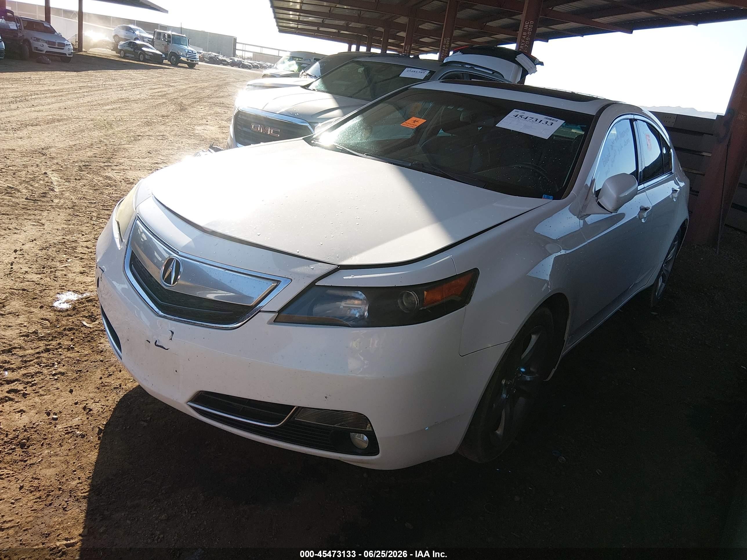 2013 Acura Tl 3.7 White vin: 19UUA9E55DA005638