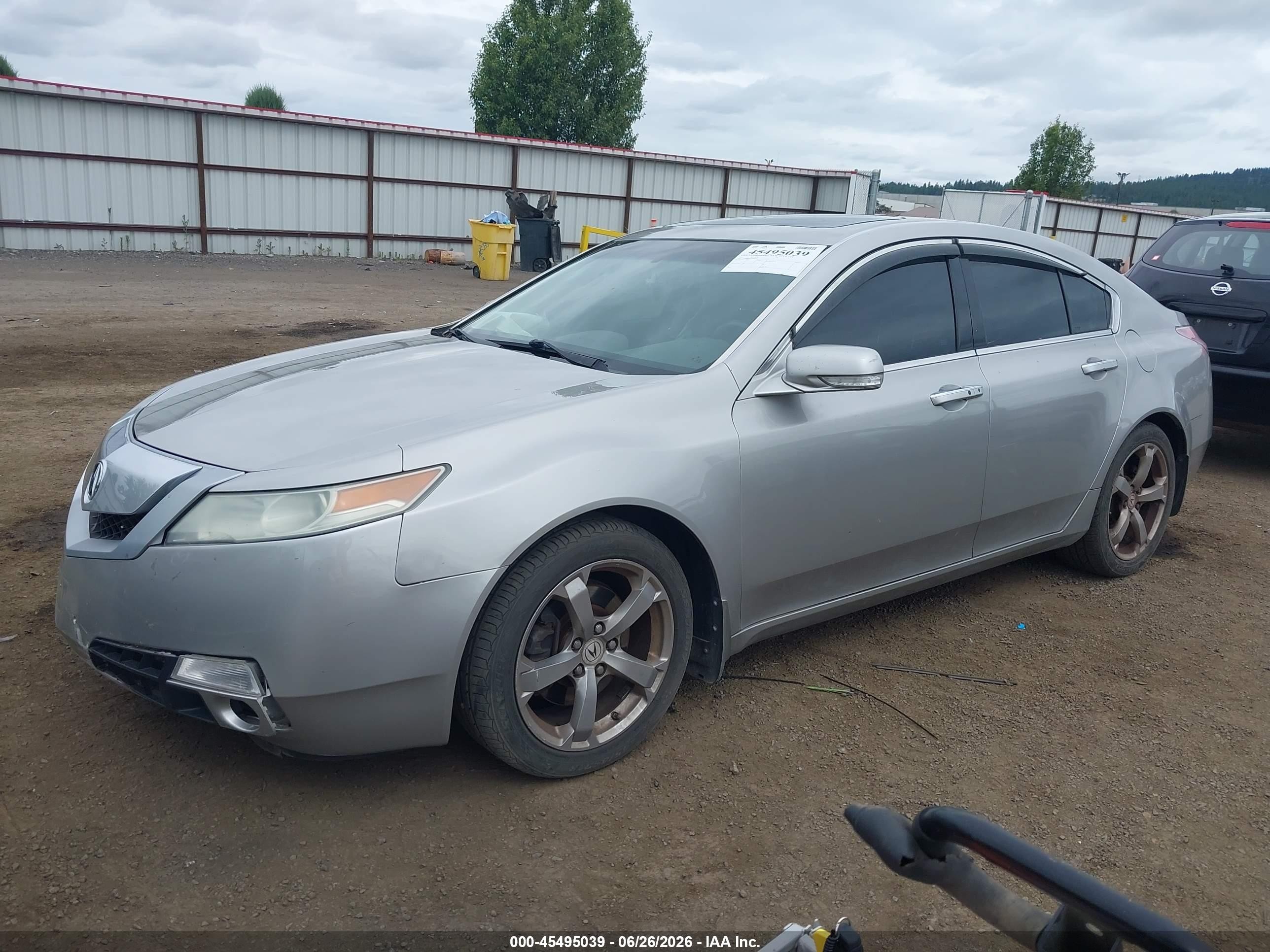 2010 Acura Tl 3.7 Серебряный vin: 19UUA9F50AA004617