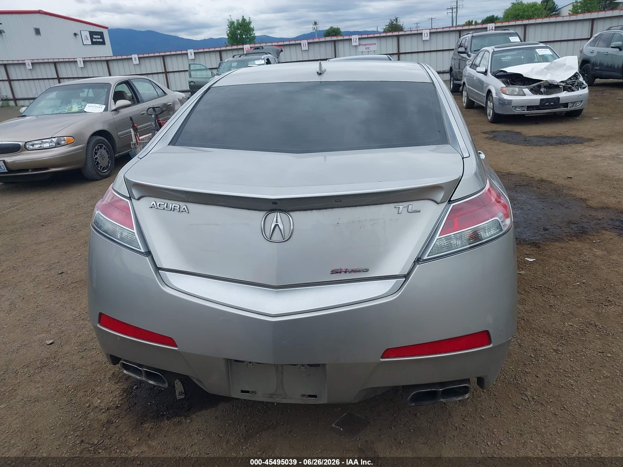 2010 Acura Tl 3.7 Серебряный vin: 19UUA9F50AA004617