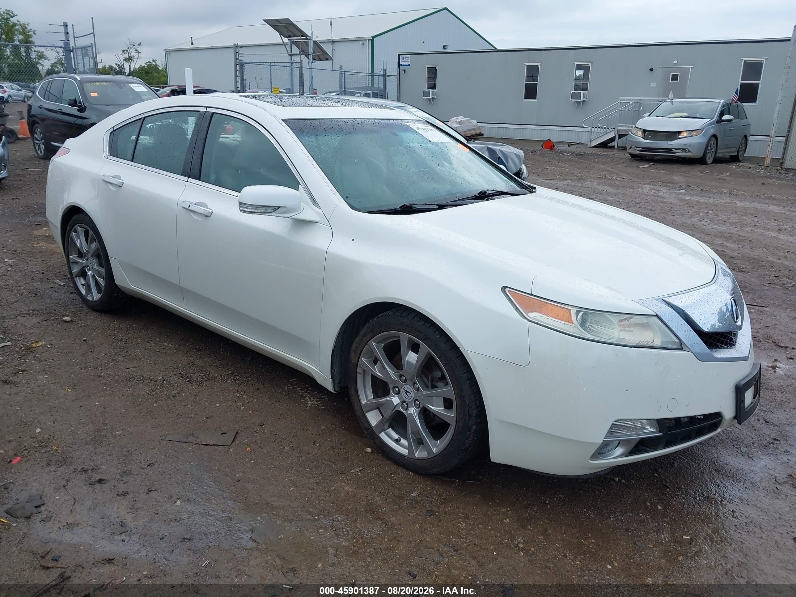 2010 Acura Tl 3.7 White vin: 19UUA9F51AA000947