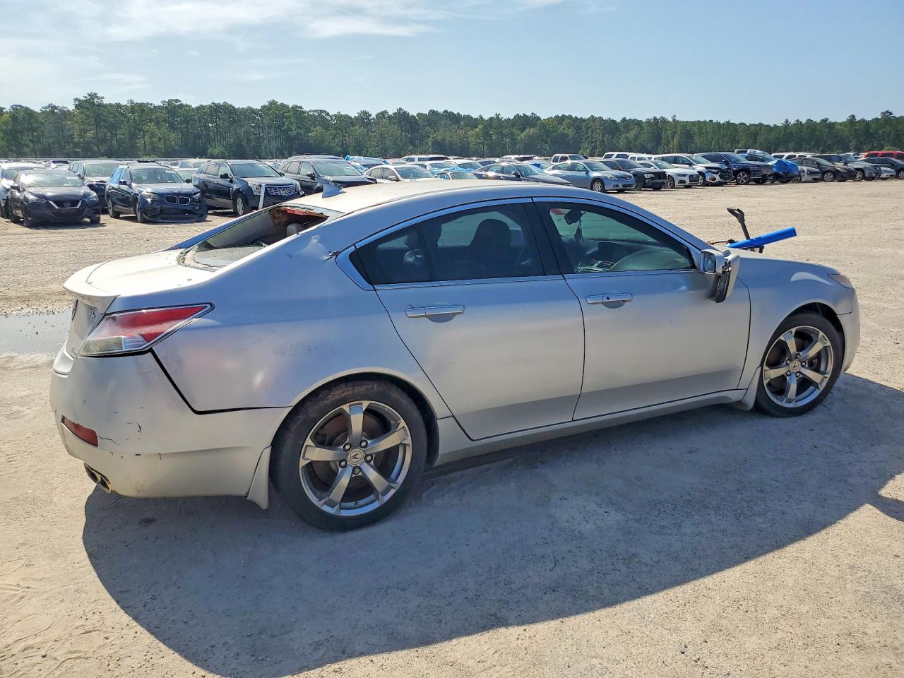 2010 Acura Tl Серебряный vin: 19UUA9F51AA003346