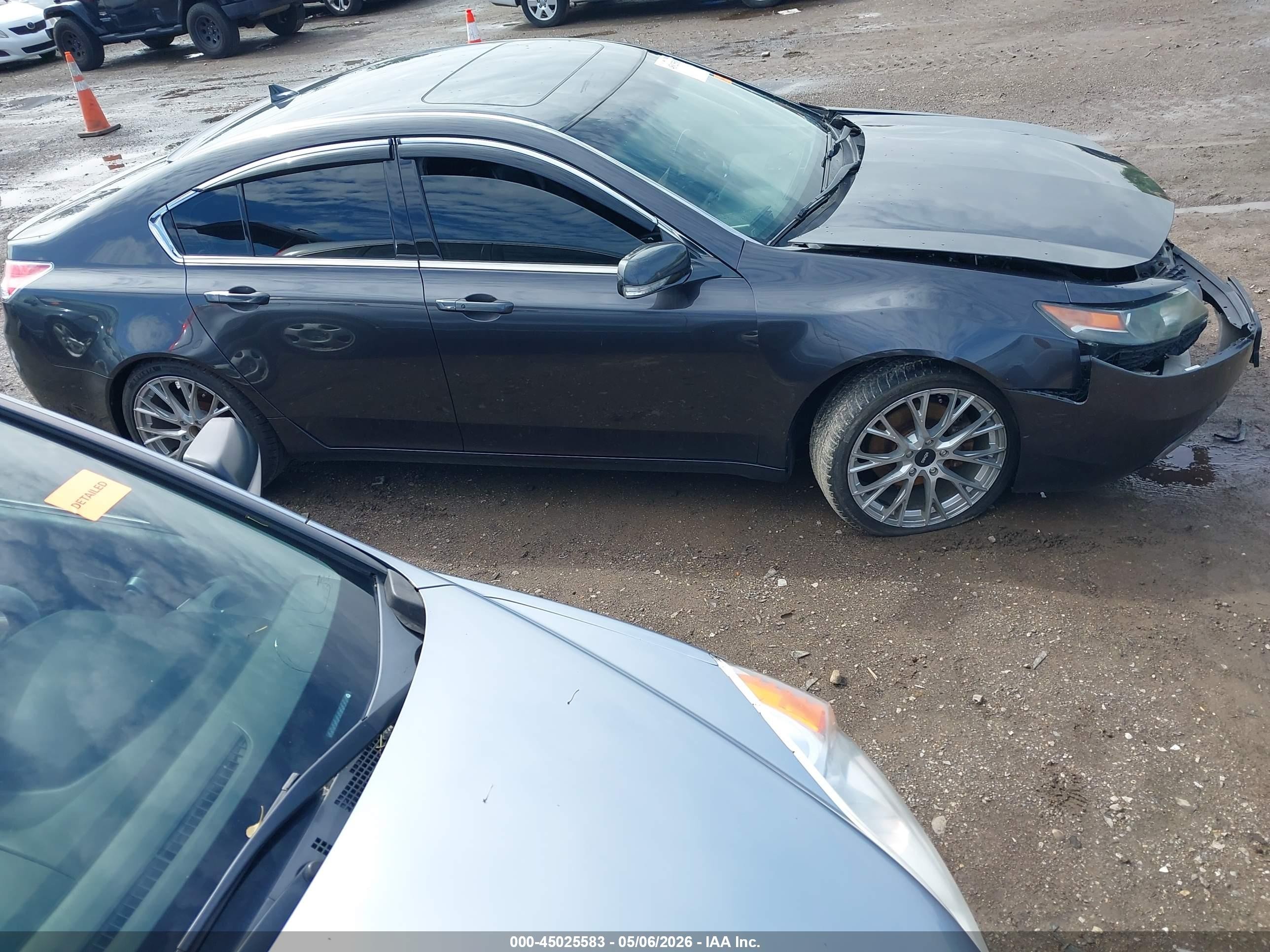 2012 Acura Tl 3.7 Серый vin: 19UUA9F51CA008100