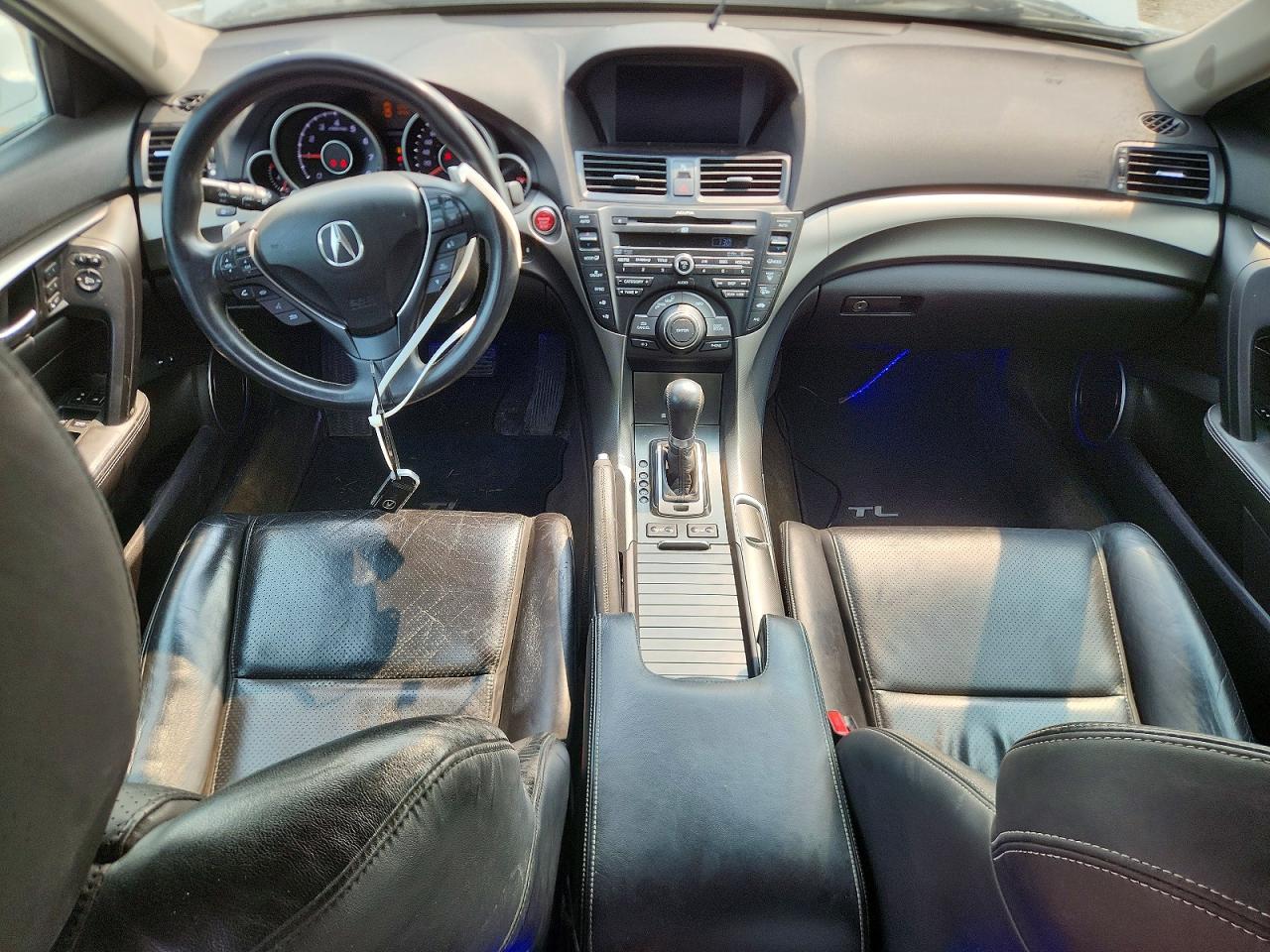 2013 Acura Tl Tech Белый vin: 19UUA9F51DA800930
