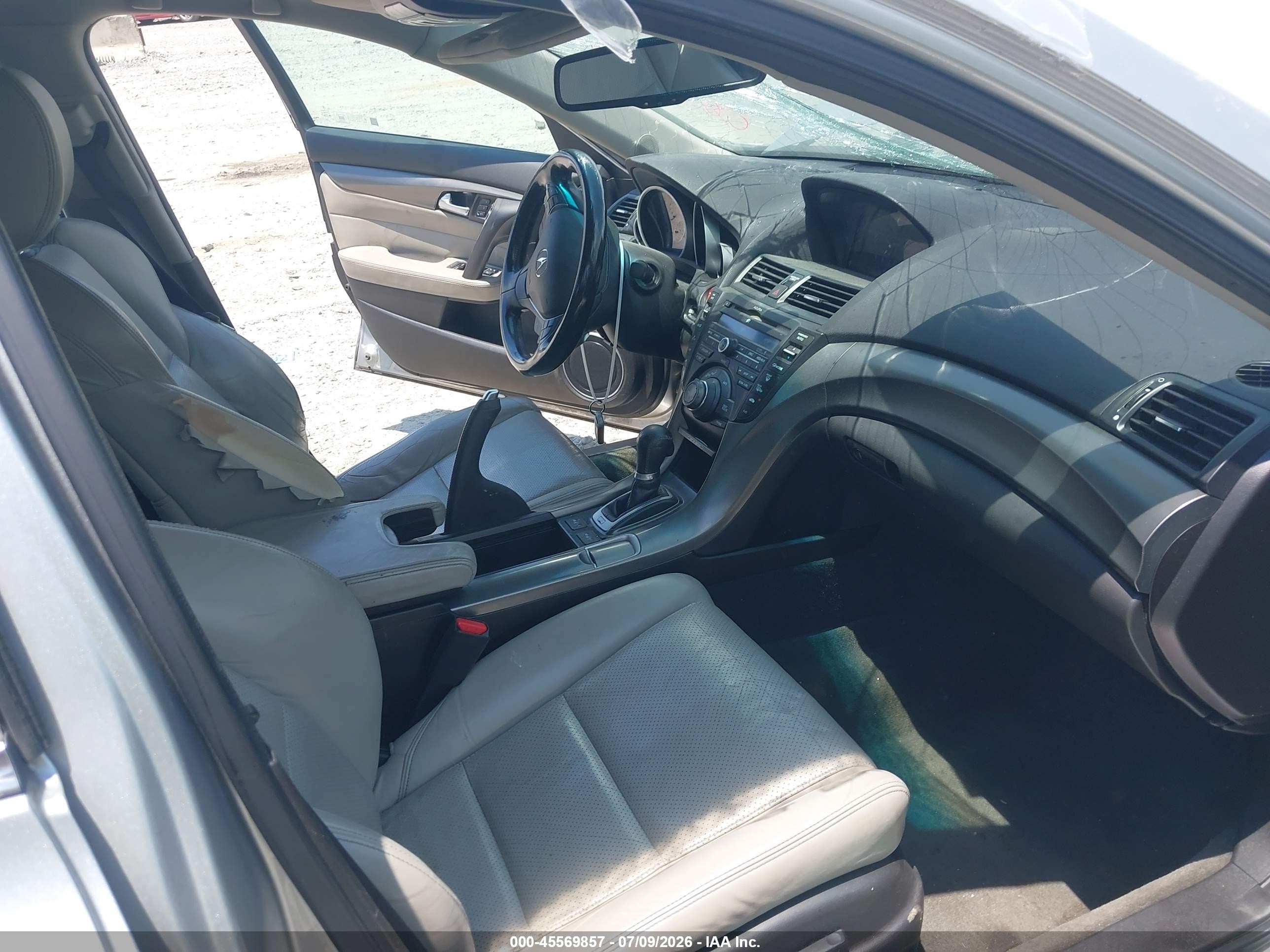 2012 Acura Tl 3.7 Silver vin: 19UUA9F52CA003679