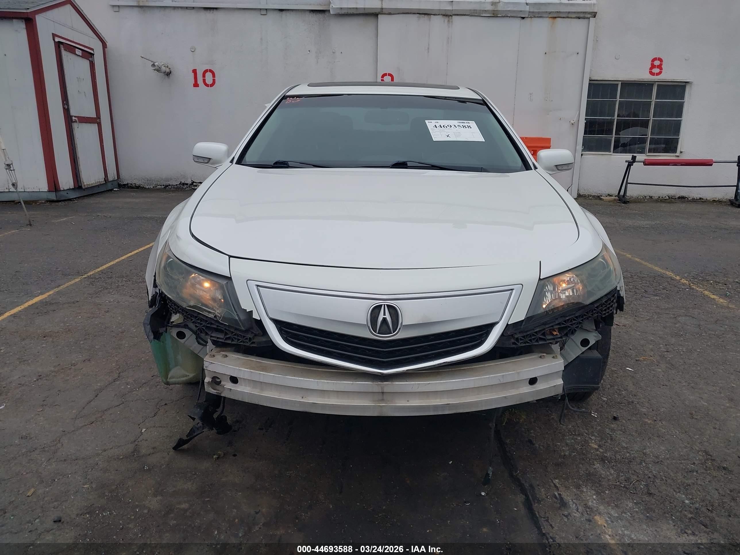 2013 Acura Tl 3.7 White vin: 19UUA9F52DA004896