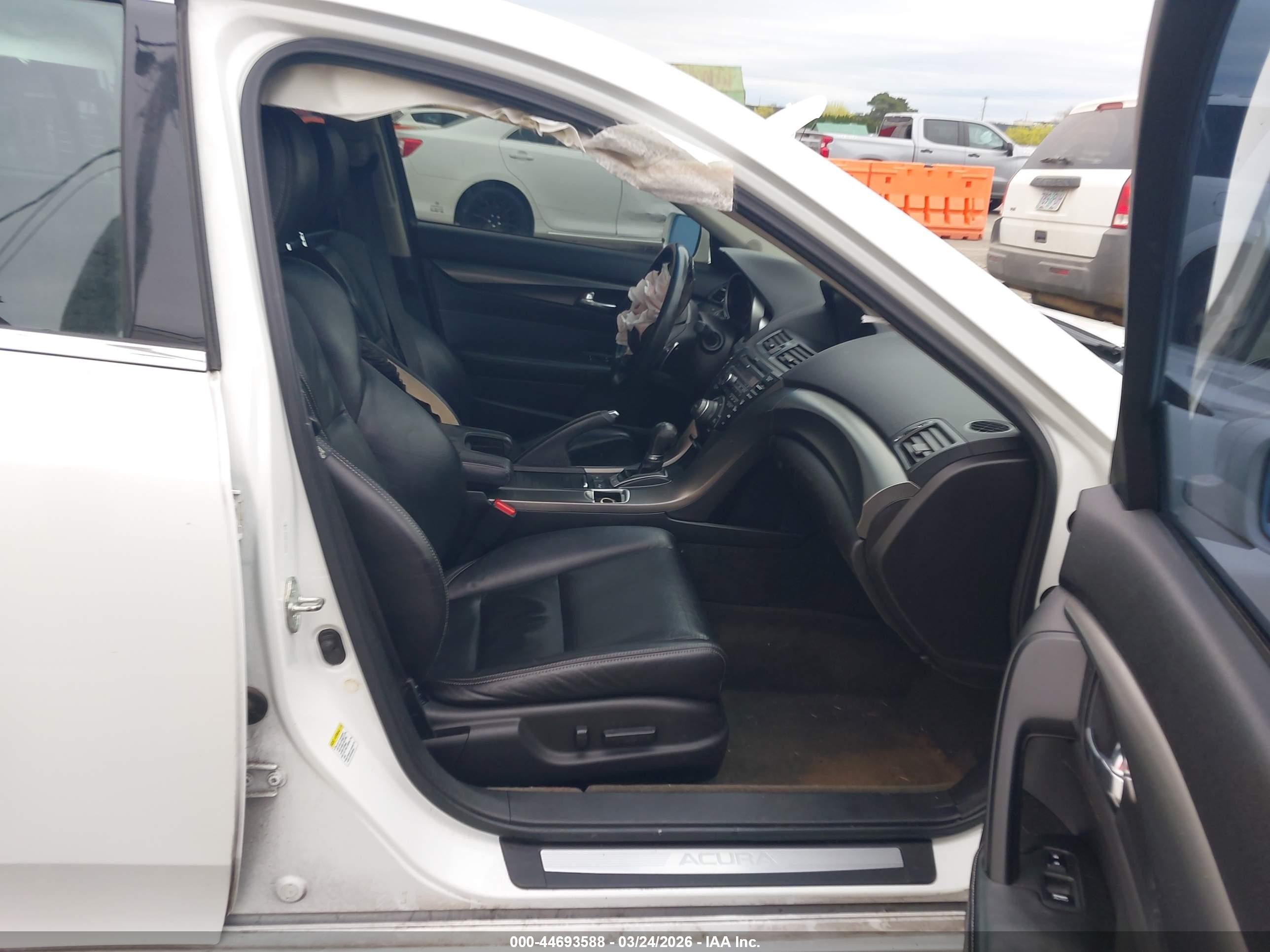 2013 Acura Tl 3.7 White vin: 19UUA9F52DA004896