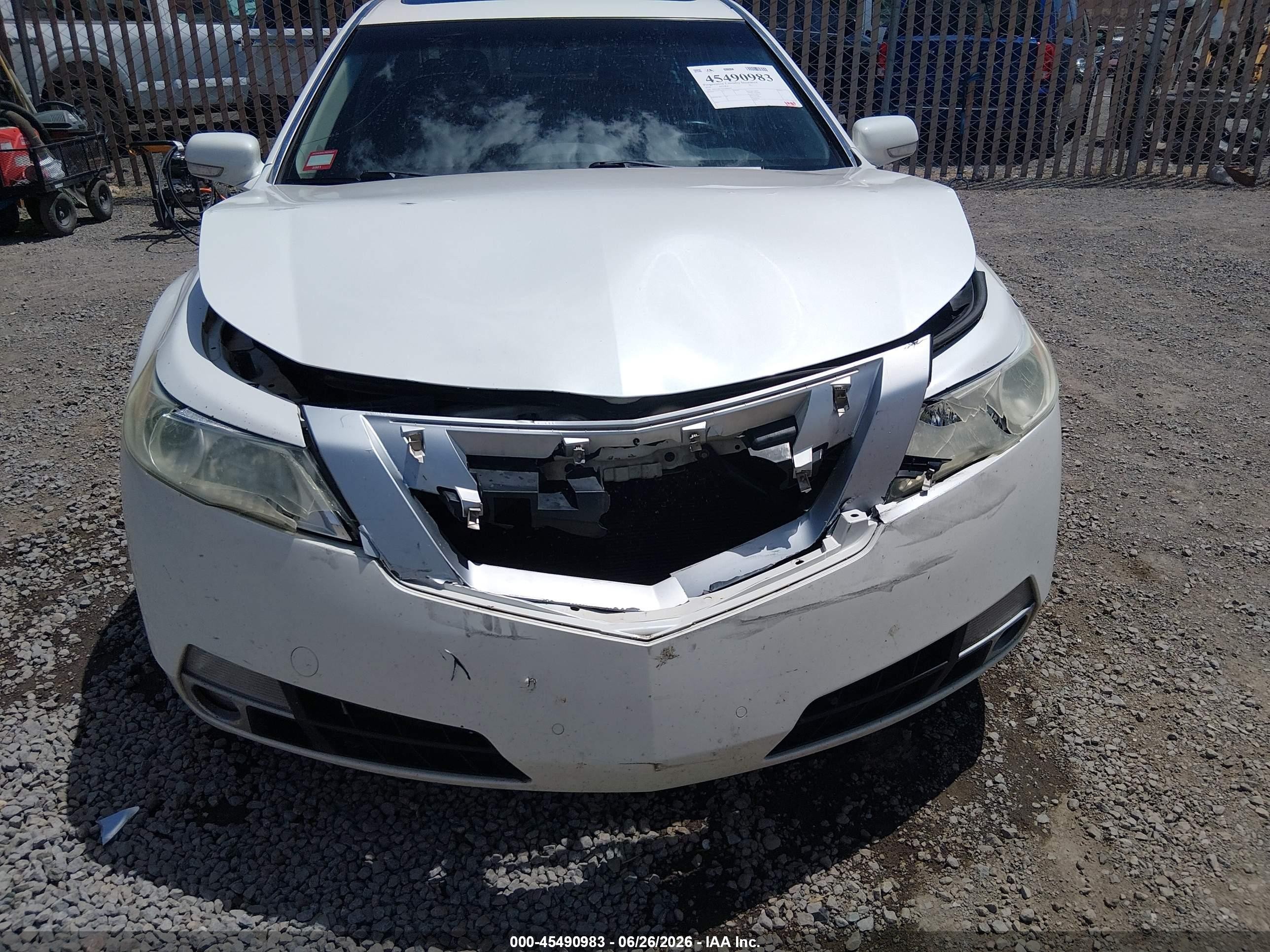 2010 Acura Tl 3.7 White vin: 19UUA9F53AA004434