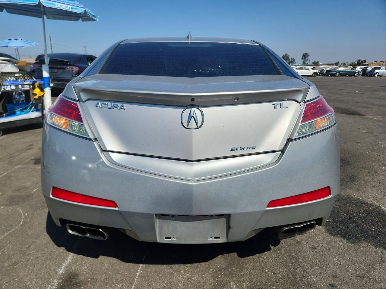 2010 Acura Tl Silver vin: 19UUA9F54AA008752