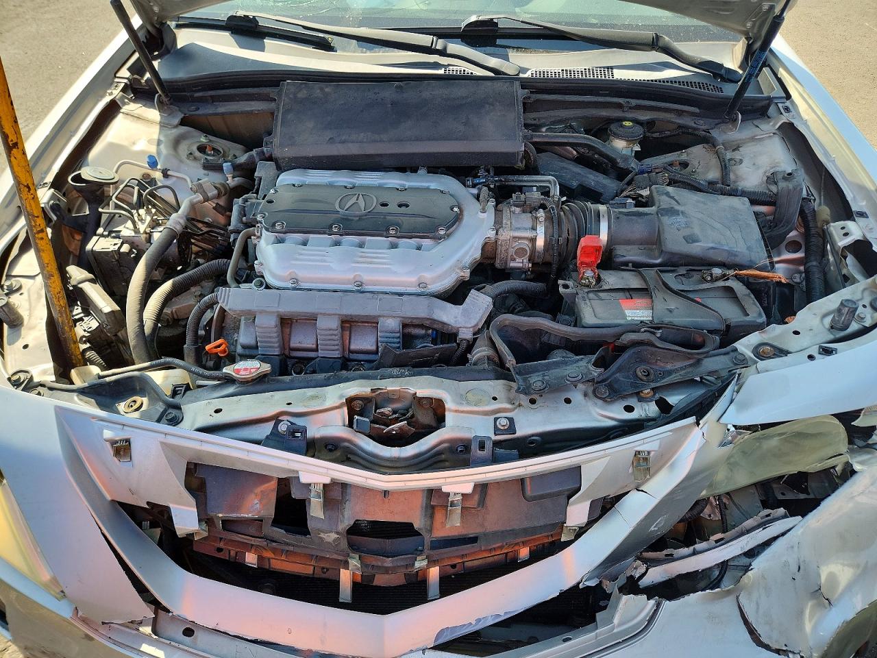 2010 Acura Tl Silver vin: 19UUA9F54AA008752