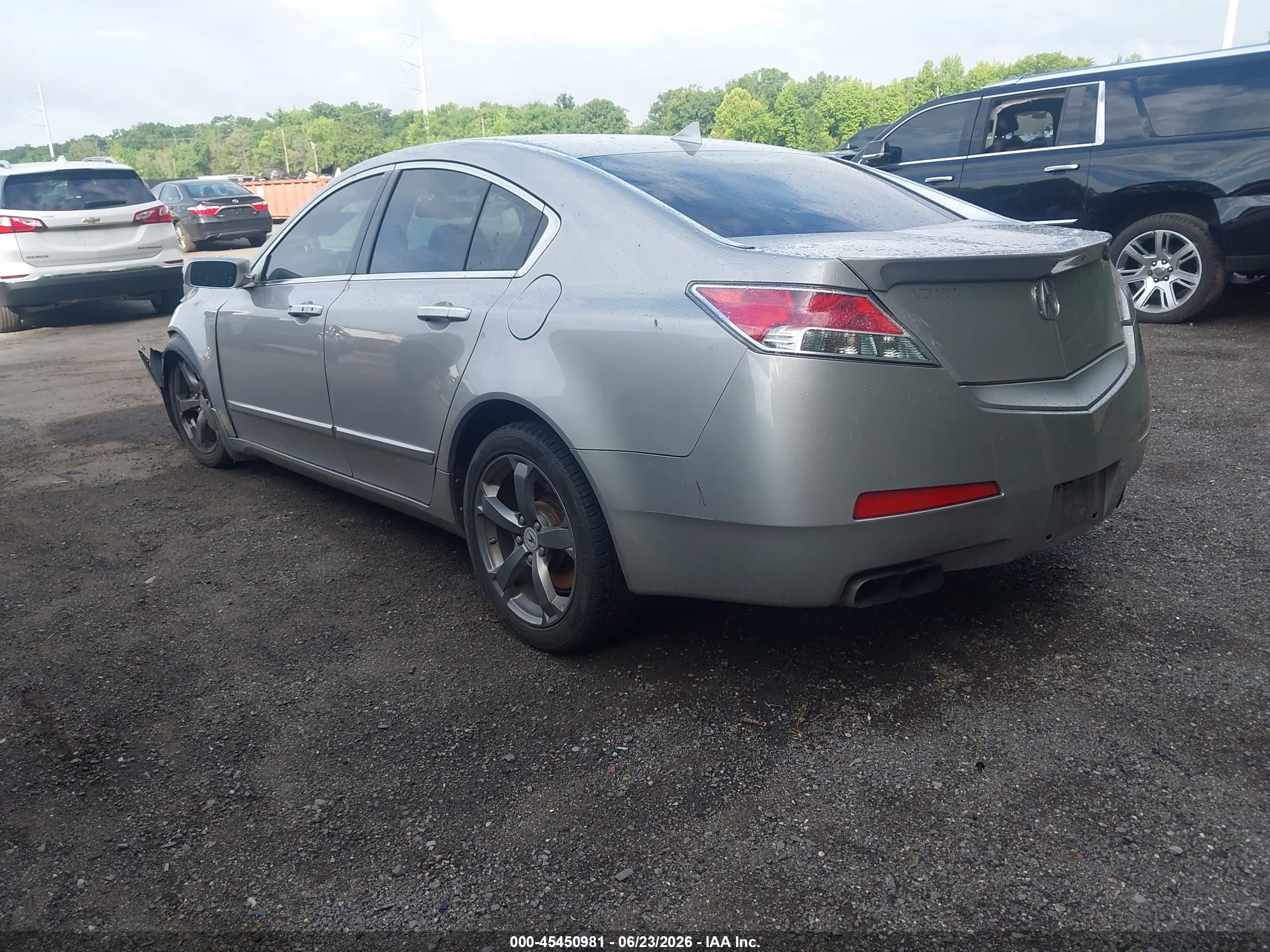 2011 Acura Tl 3.7 Silver vin: 19UUA9F55BA002072