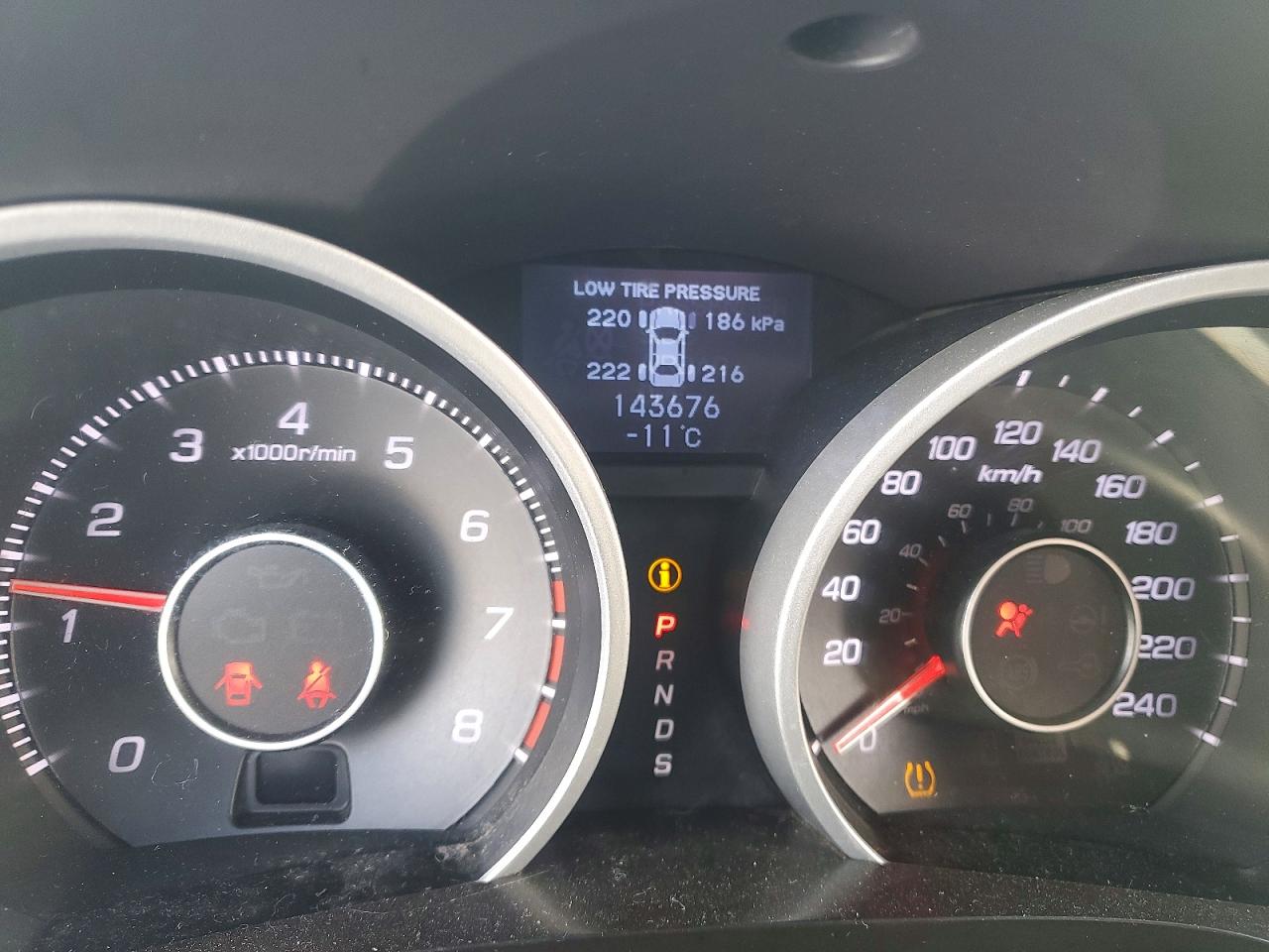2010 Acura Tl White vin: 19UUA9F56AA800109