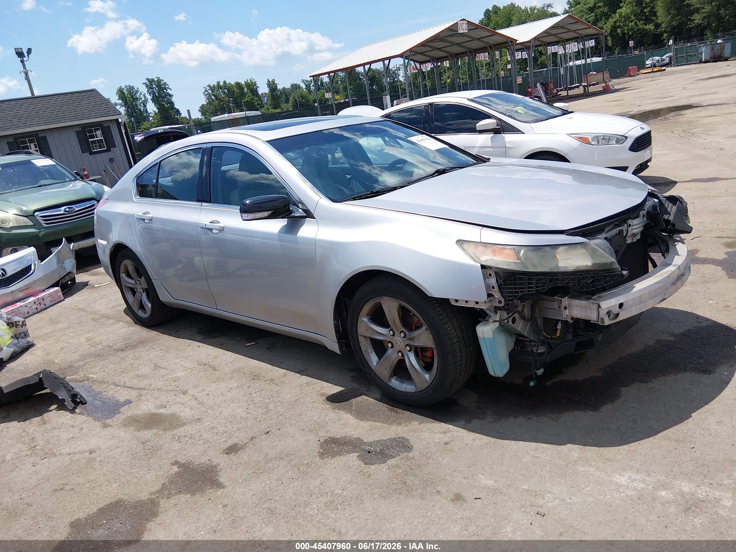 2013 Acura Tl 3.7 Silver vin: 19UUA9F56DA004805