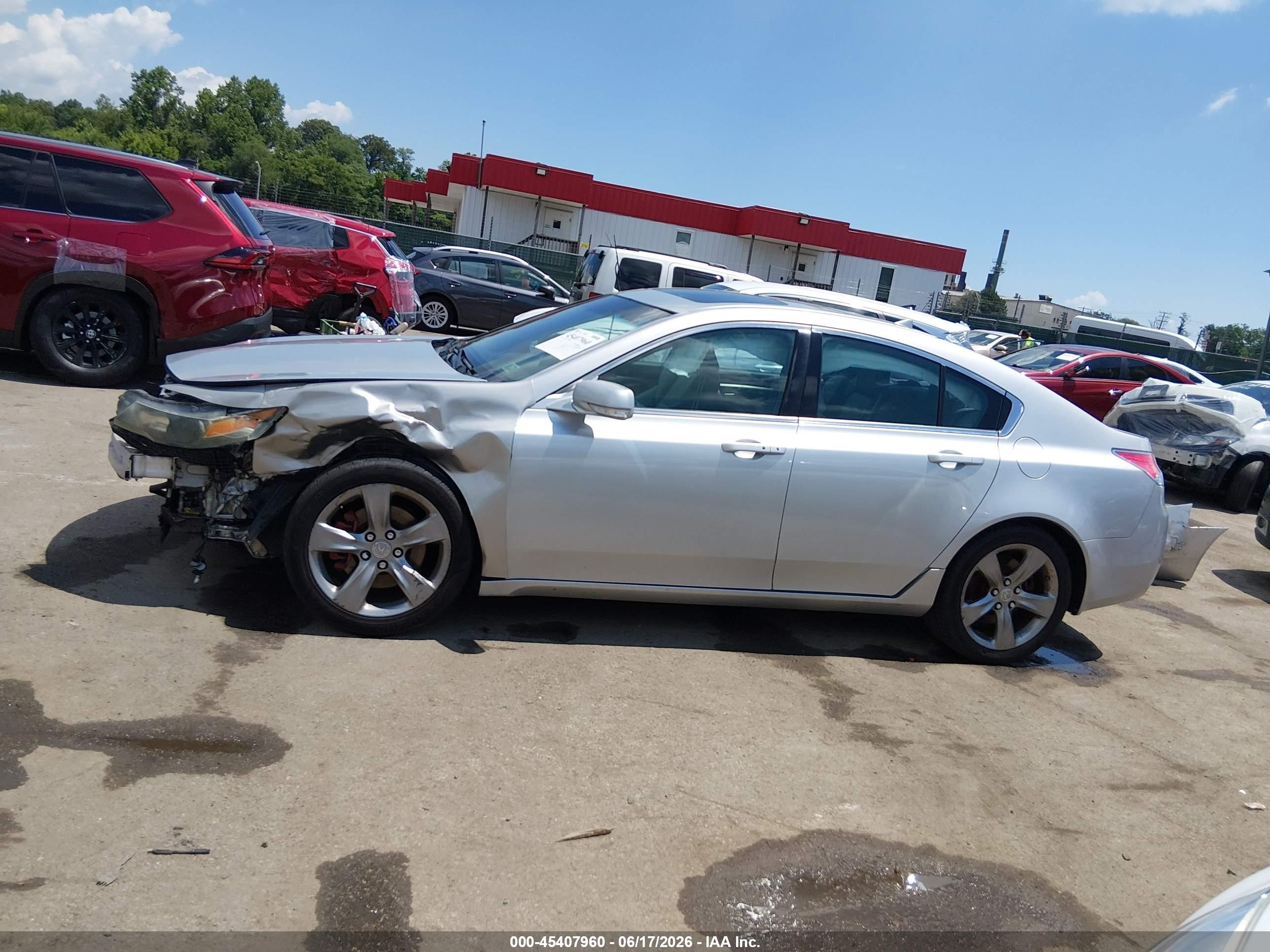 2013 Acura Tl 3.7 Silver vin: 19UUA9F56DA004805