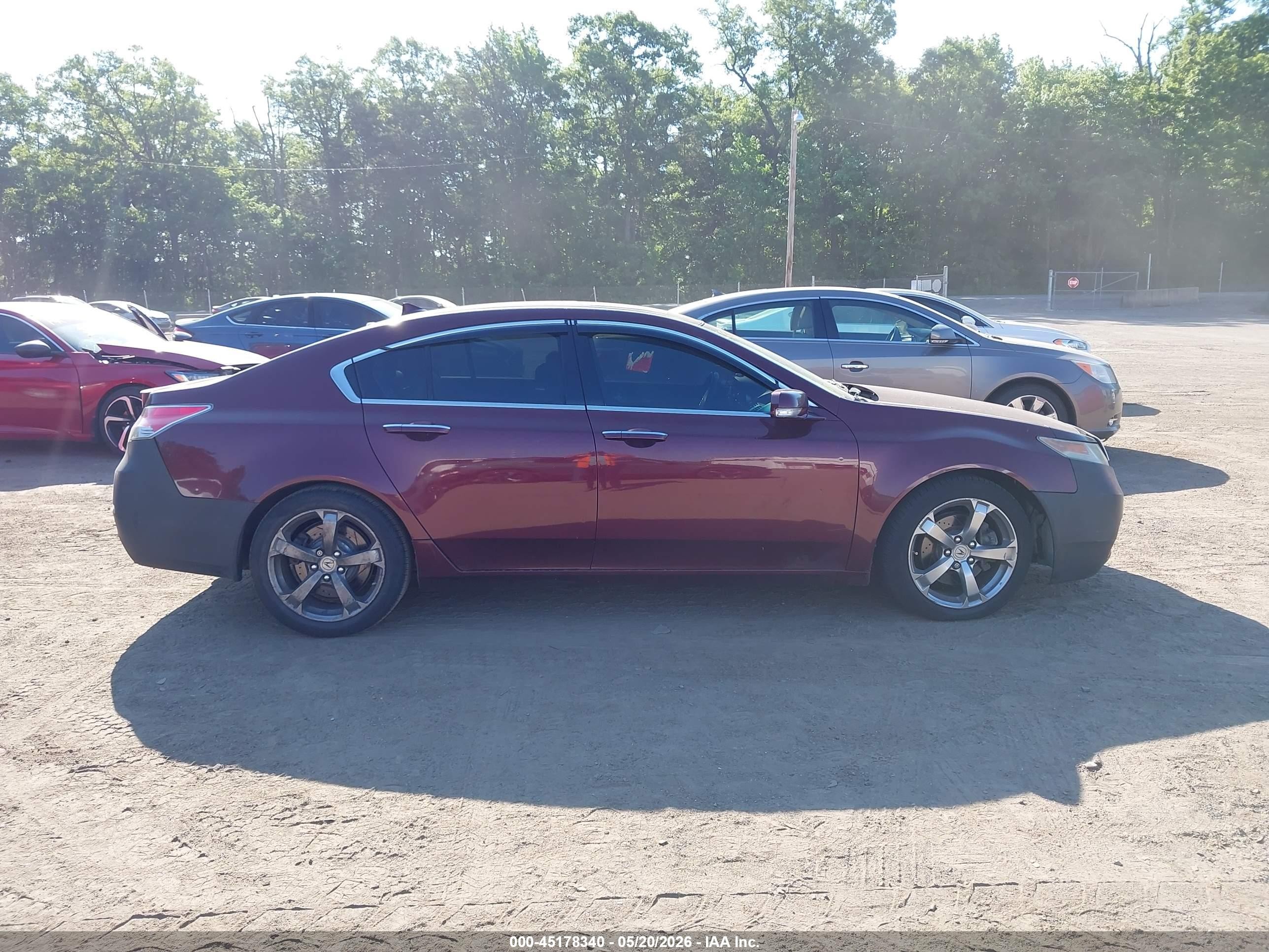 2010 Acura Tl 3.7 Burgundy vin: 19UUA9F57AA004694