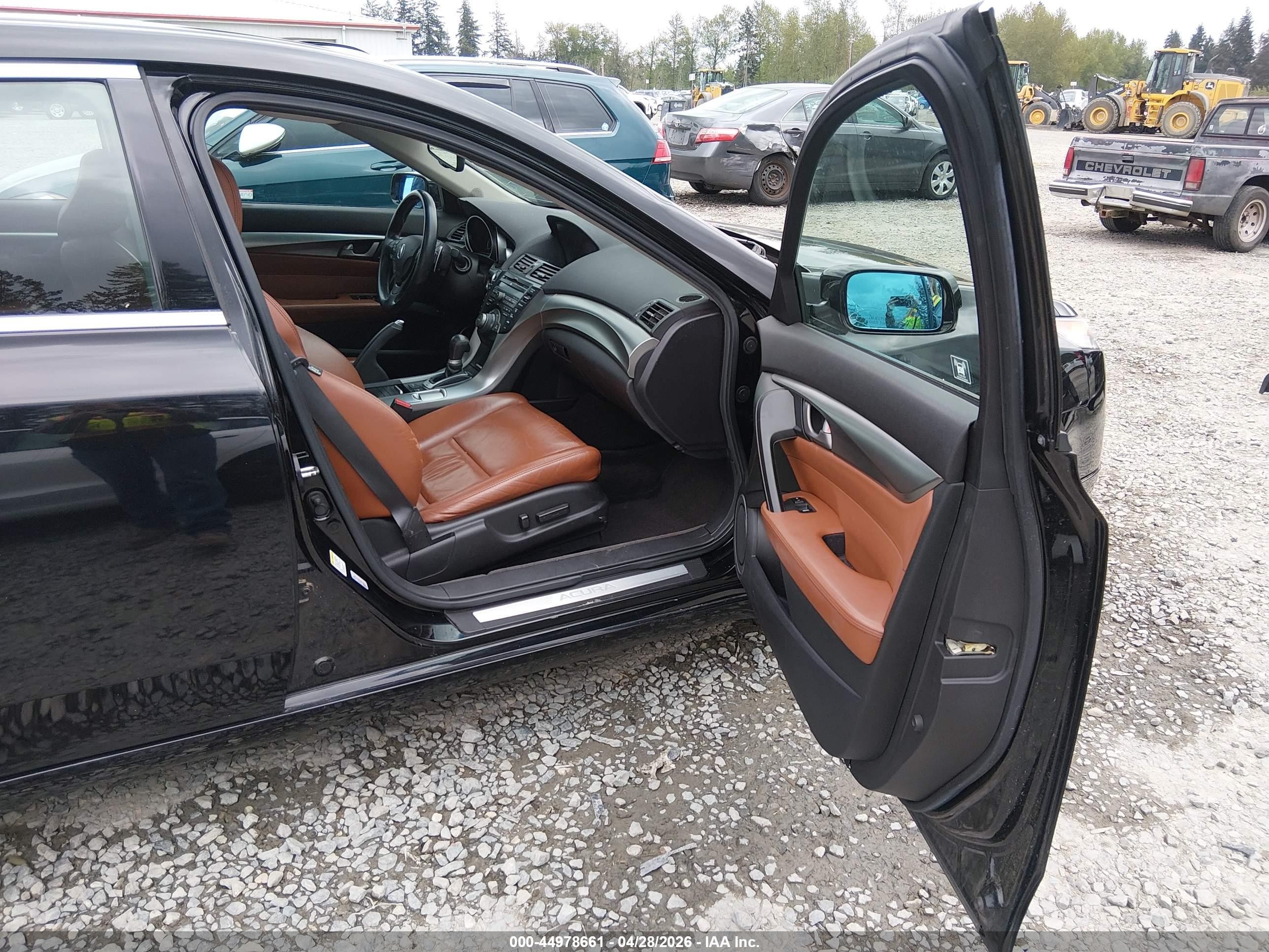 2010 Acura Tl 3.7 Черный vin: 19UUA9F57AA007823